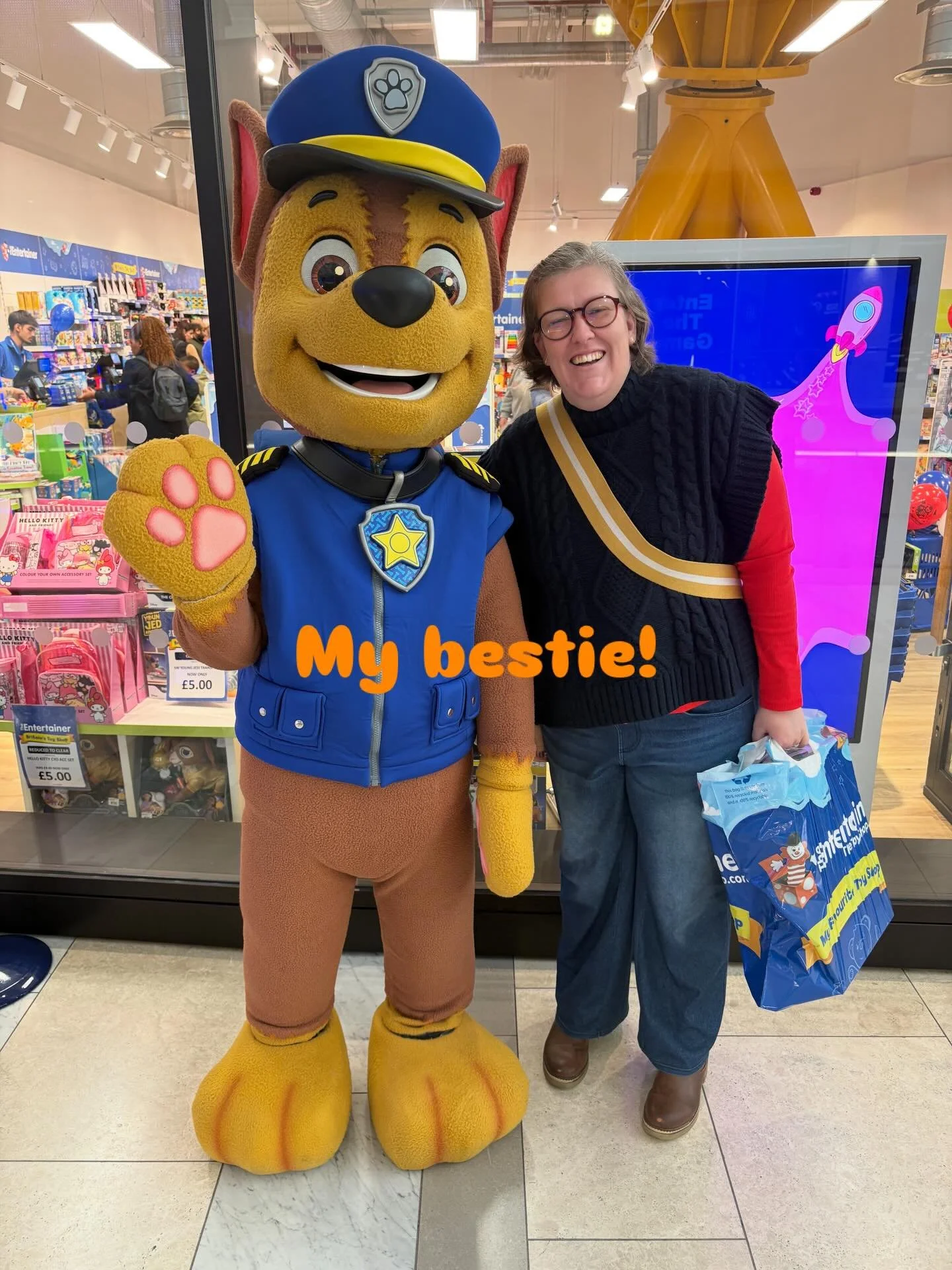Thanks @entertainer_toys for giving @sendsupport.family some new toys and letting me have my picture taken with Chase #pawpatrol #play #learningthroughplaying❤️ #learningthroughplay❤️