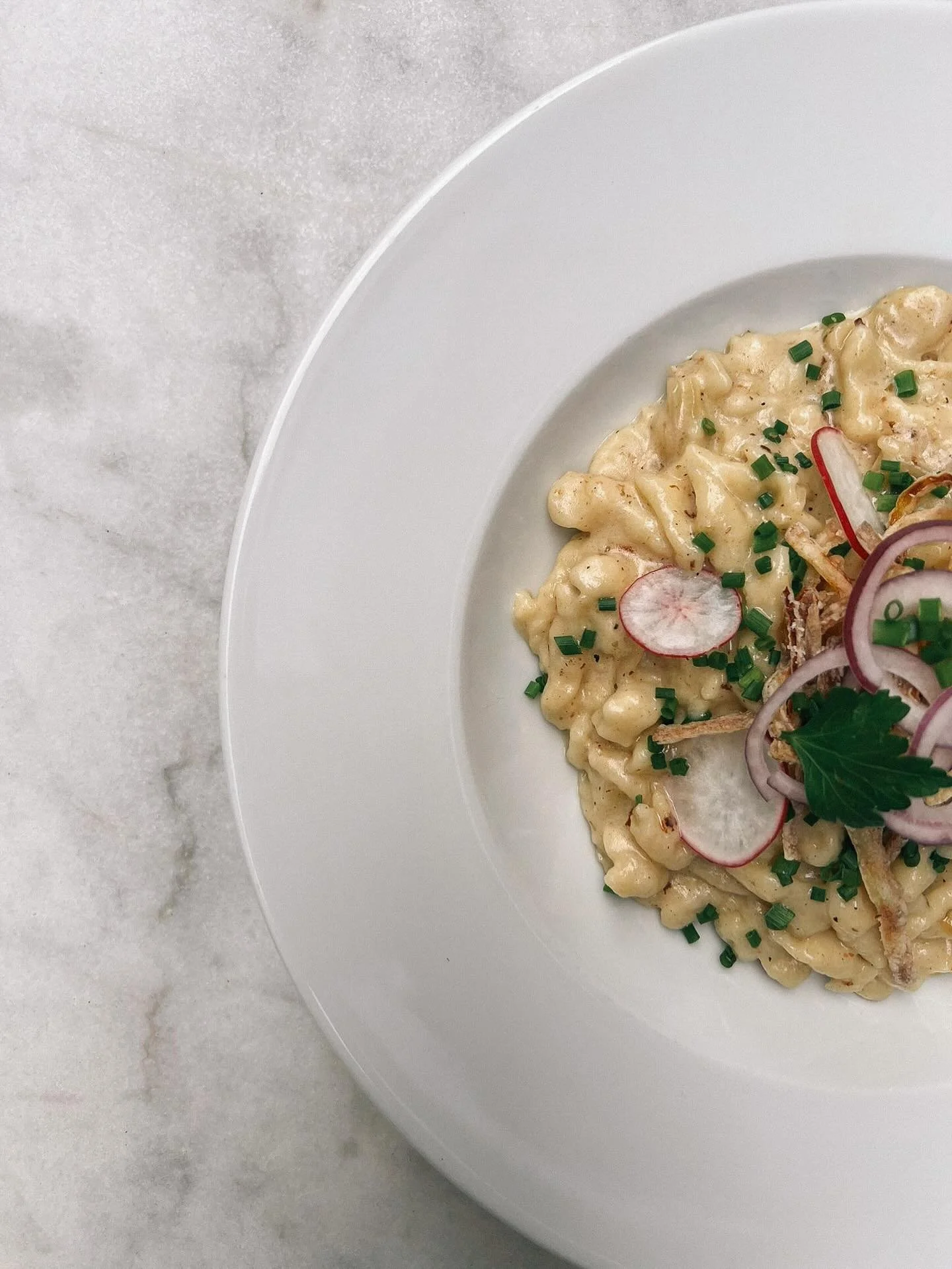 Unser letzter Mittagstisch f&uuml;r dieses Jahr. Selbstgemachte K&auml;sesp&auml;tzle 😋 Morgen letzte M&ouml;glichkeit und so lange der Vorrat reicht!