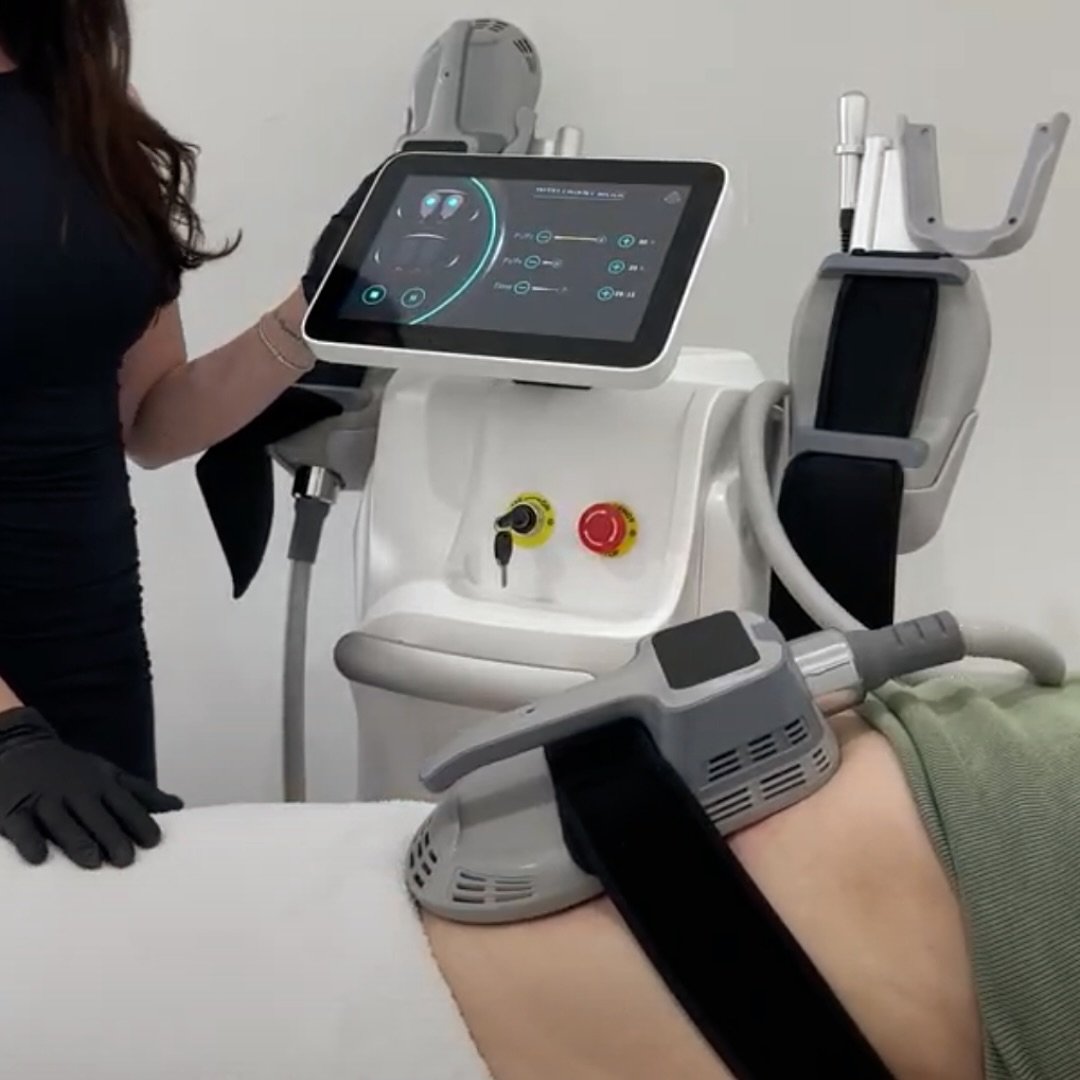 EMS stands for Electrical Muscle Stimulation, who knew 3 little letters would help so many people feel confident in their body 🥲🥰 

#ems #bodysculpt #bodycontour #northperth #perthmums #skinclinicperth