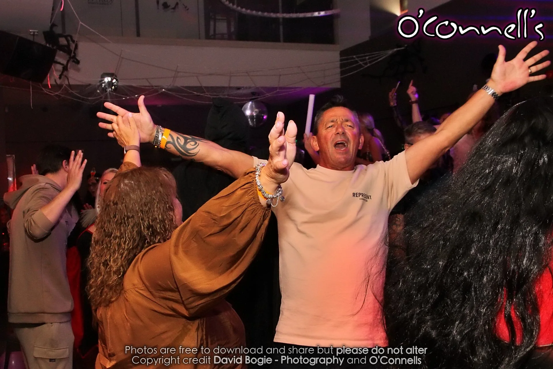 20251101 193345 Decadance 1278.JPG