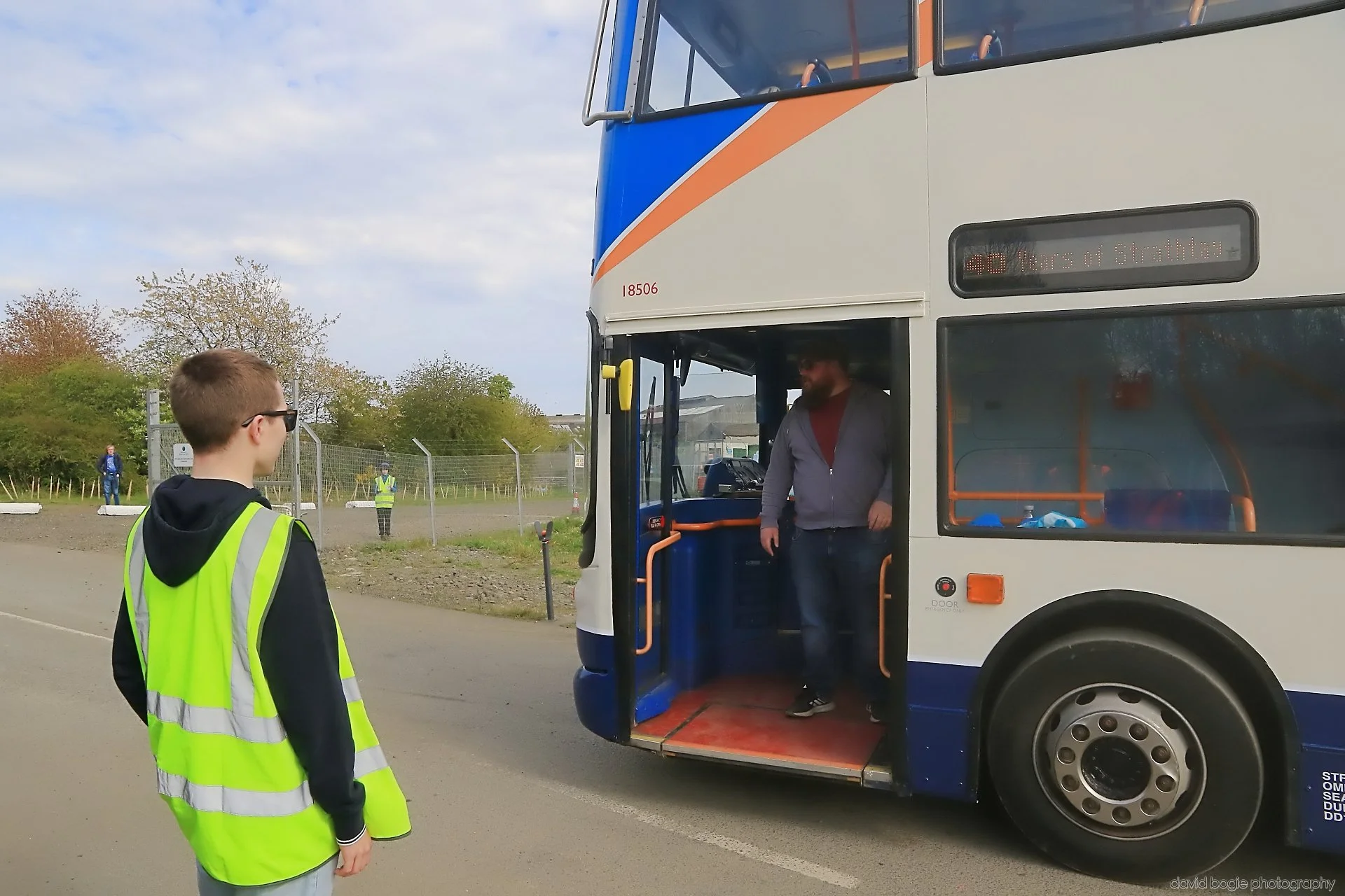 20260426 151751 Bus Bundle 0769.jpg