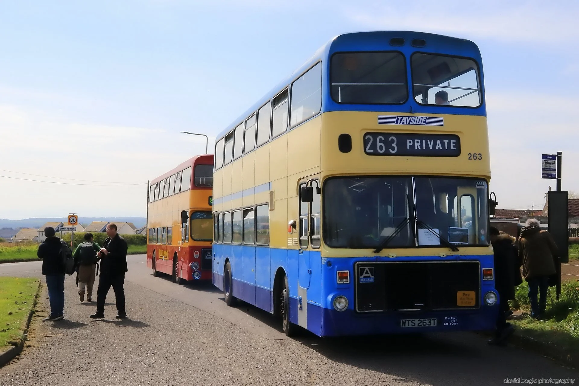 20260426 121554 Bus Bundle 0308.jpg