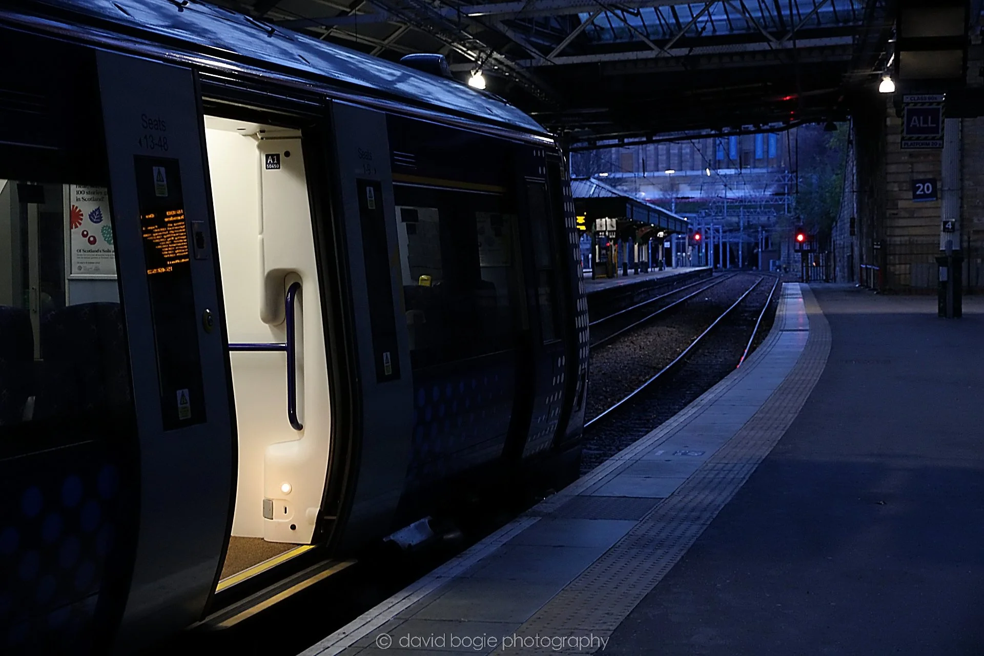 YEAR20221203 Edinburgh 00156 .jpg