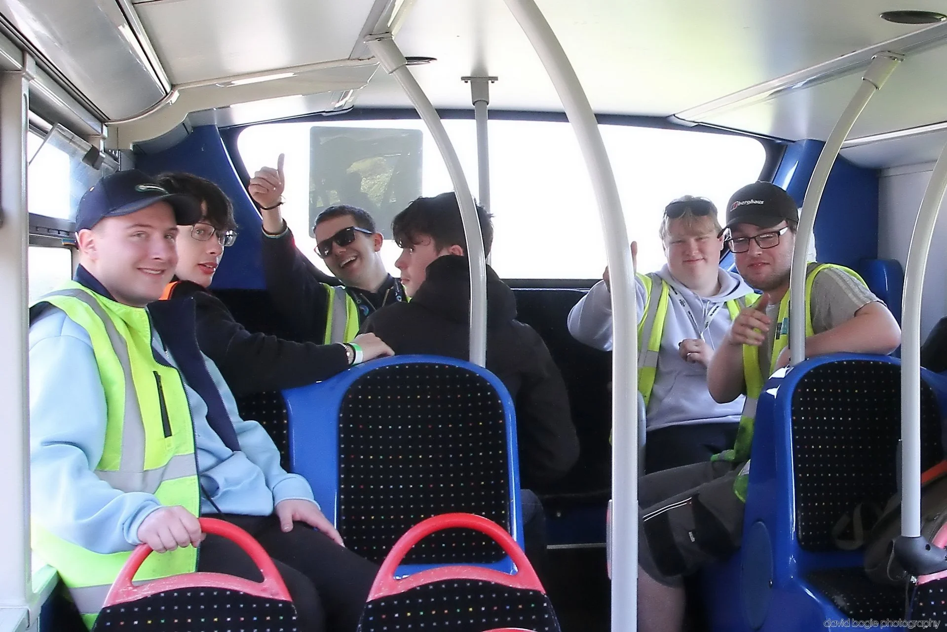 20260425 141510 Bus Bundle 0417.jpg