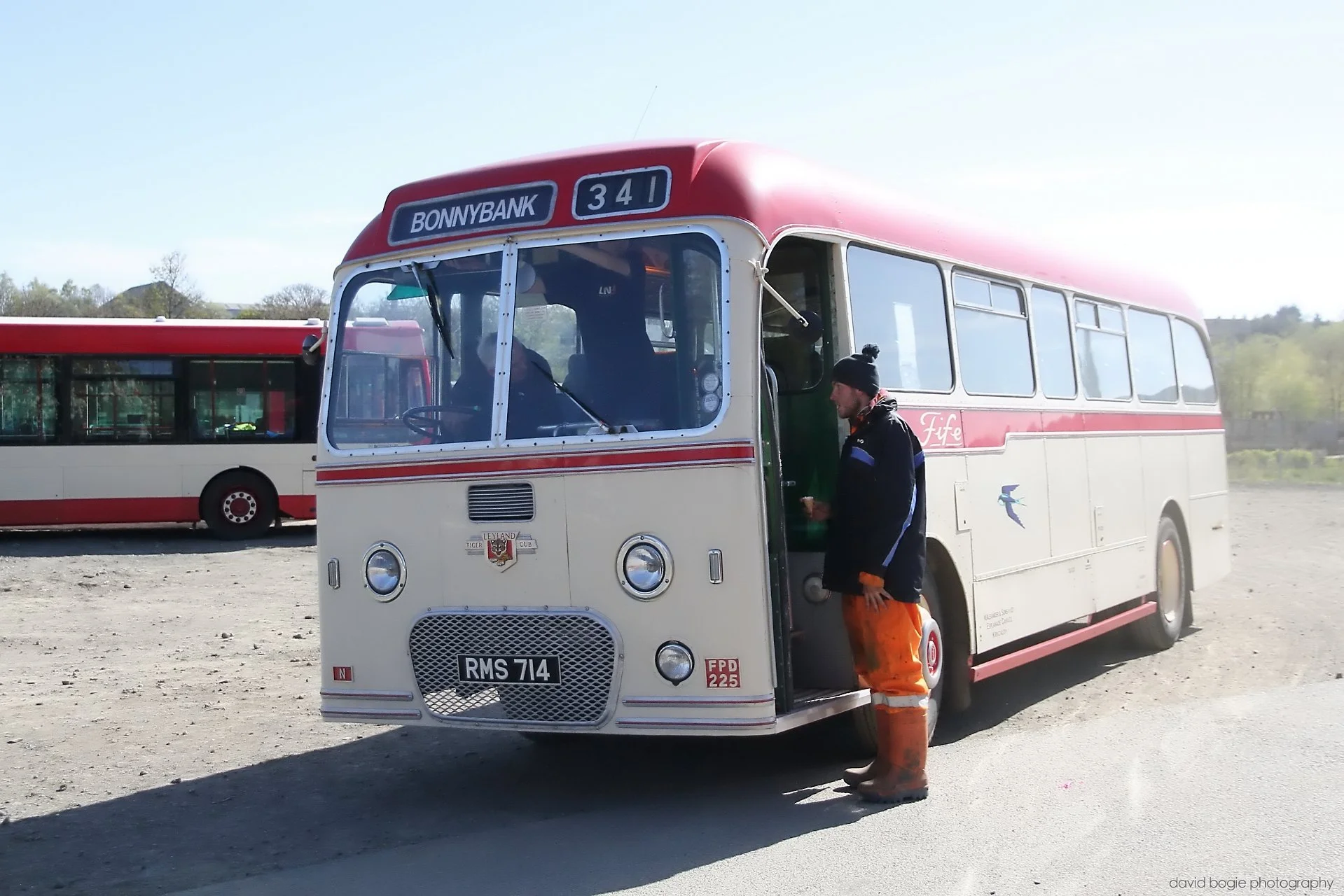 20260425 142757 Bus Bundle 0447.jpg