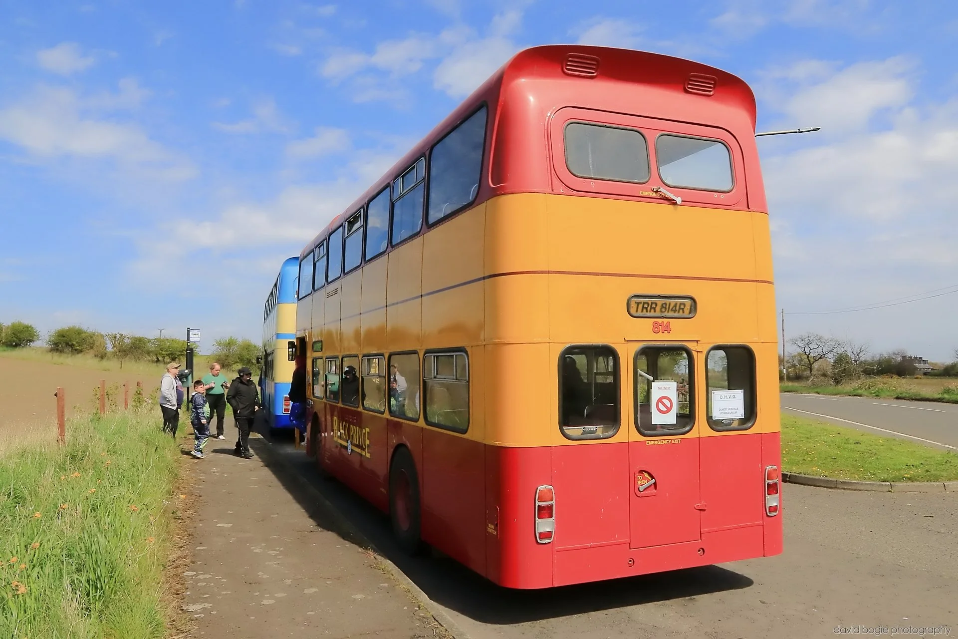 20260426 121705 Bus Bundle 0321.jpg