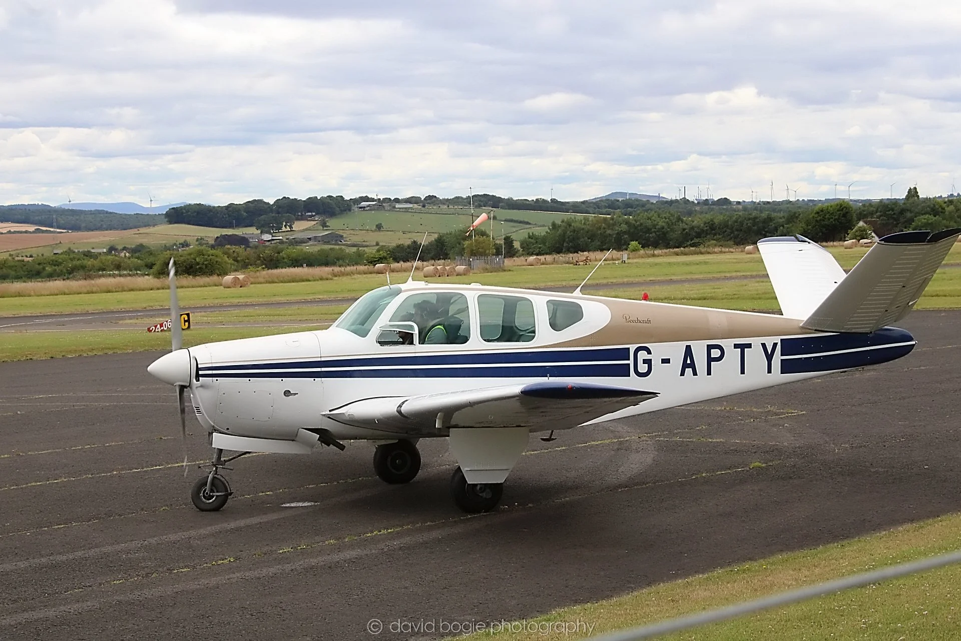 YEAR20220726 133246 Fife Airport 00116.jpg