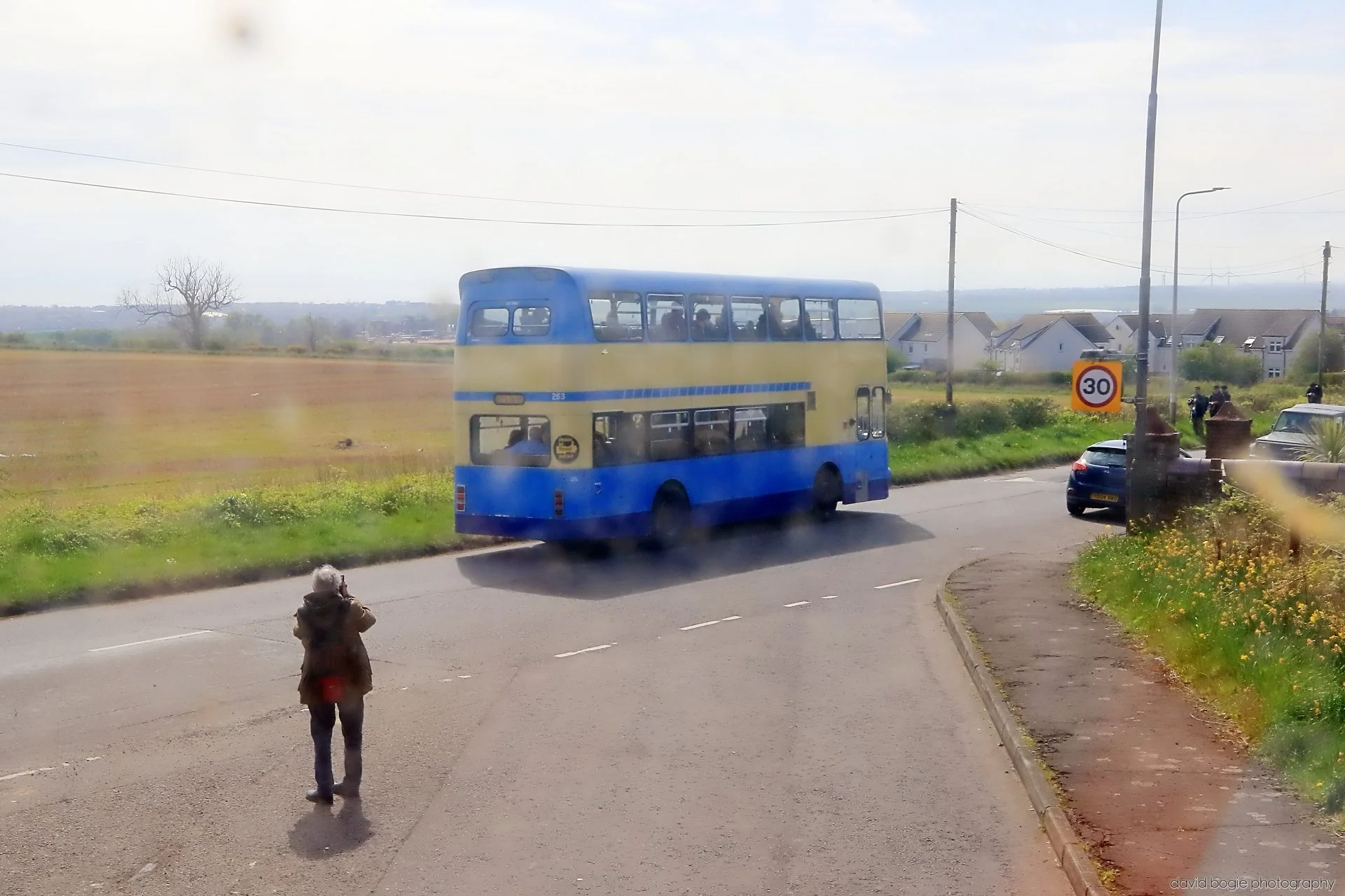 20260426 122030 Bus Bundle 0342.jpg