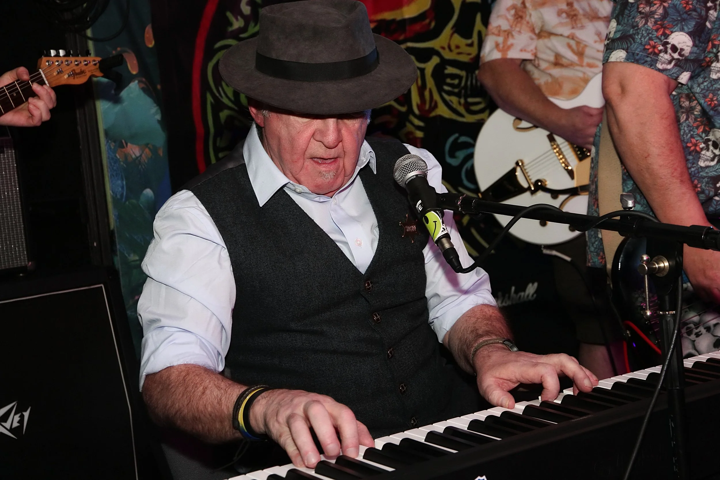 20251128 201831 Aye Hobos 0093.JPG