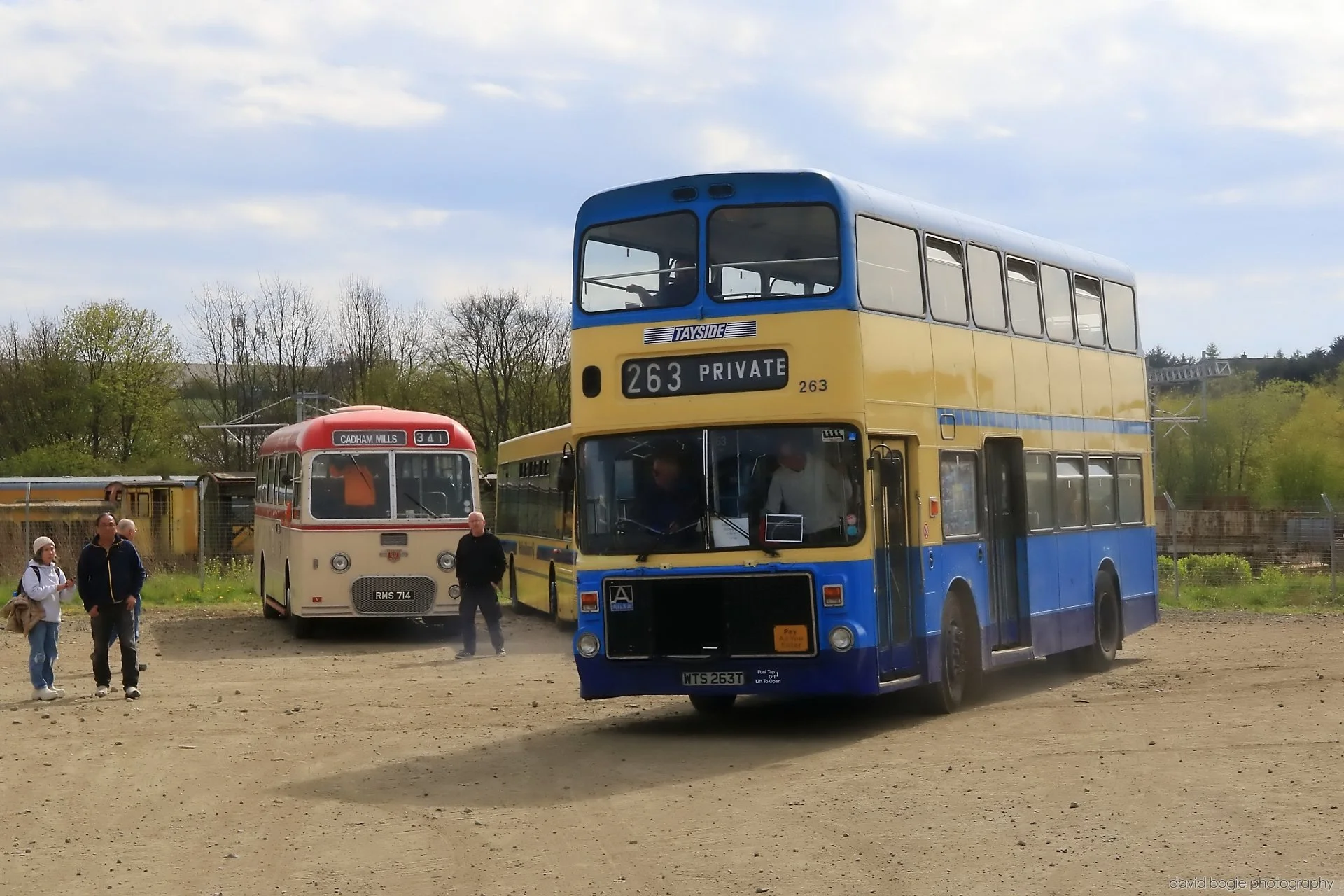 20260426 134949 Bus Bundle 0602.jpg