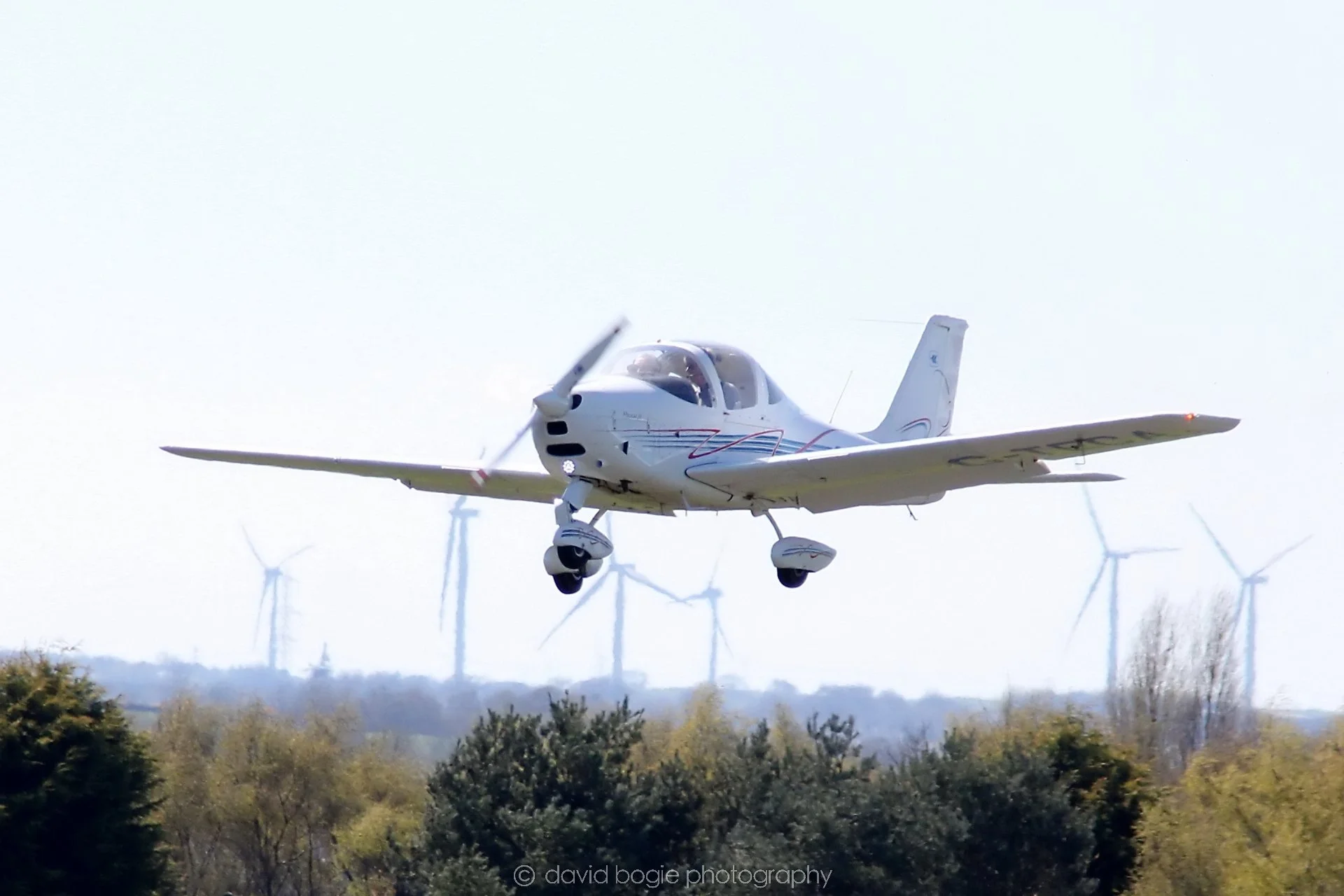 YEAR20230420 120320 Fife Airport 00201.jpg