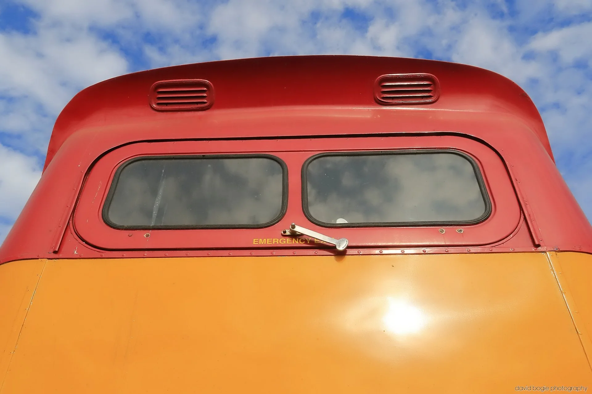 20260426 153842 Bus Bundle 0841.jpg