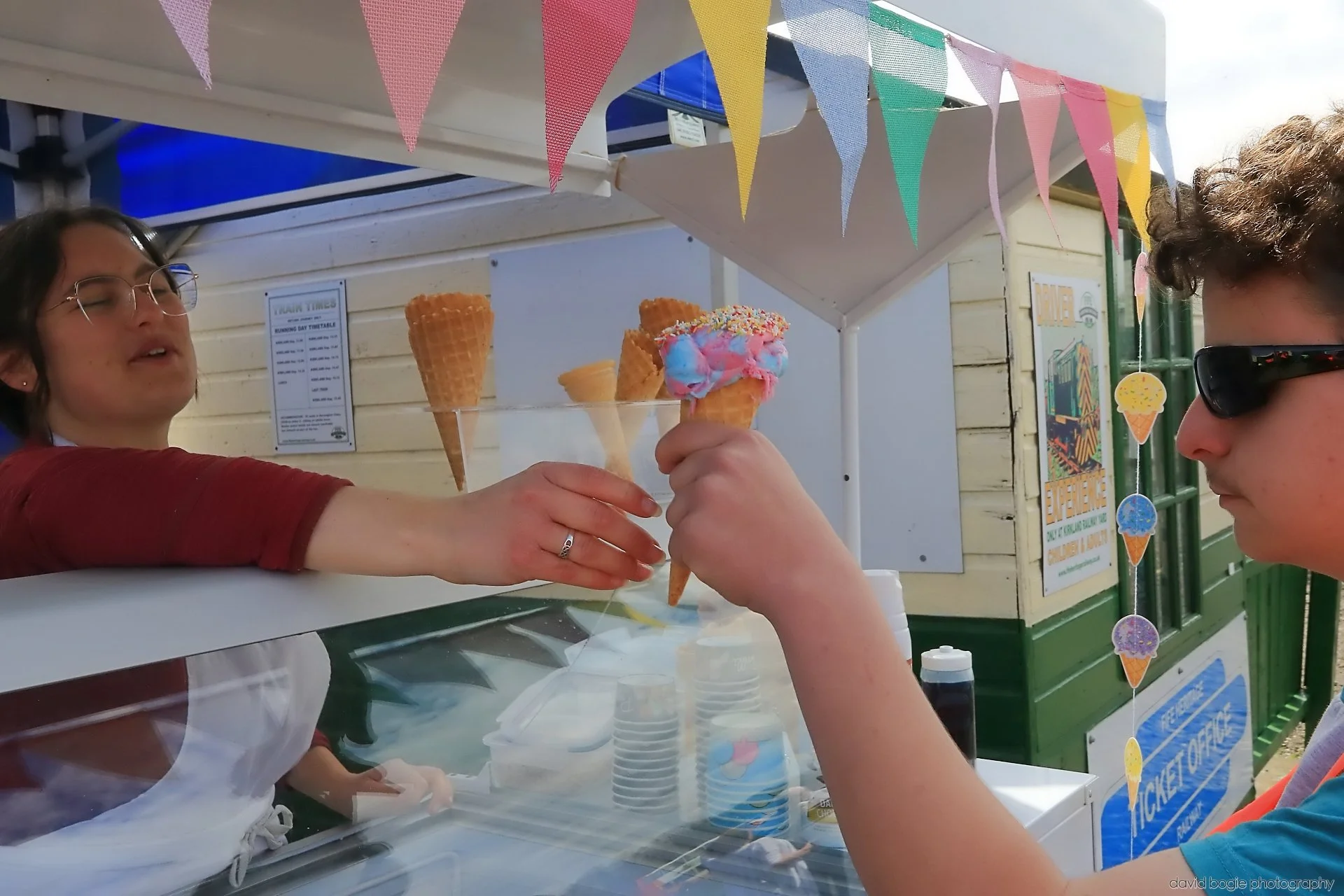 20260426 133604 Bus Bundle 0599.jpg