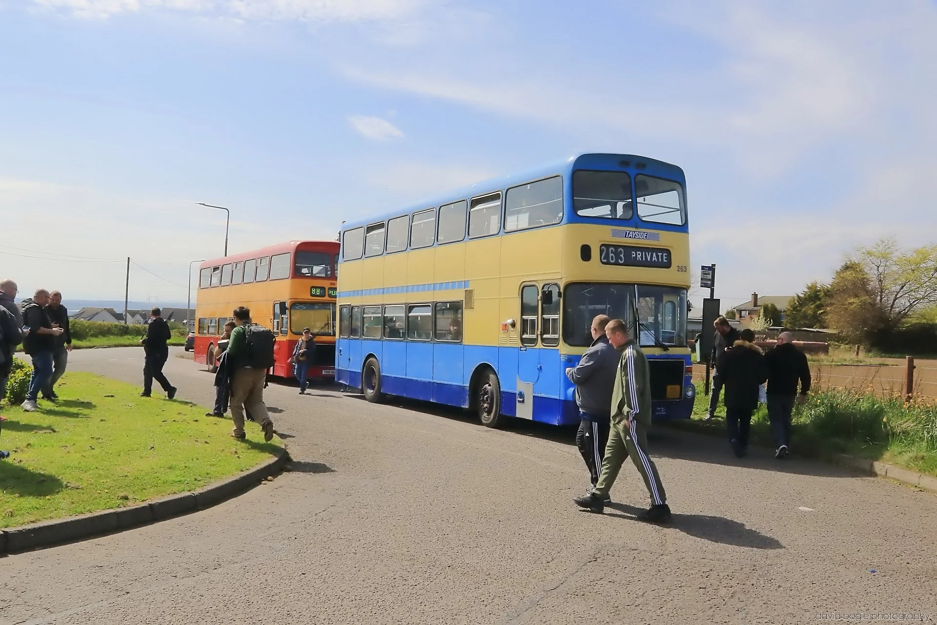 20260426 121542 Bus Bundle 0307.jpg