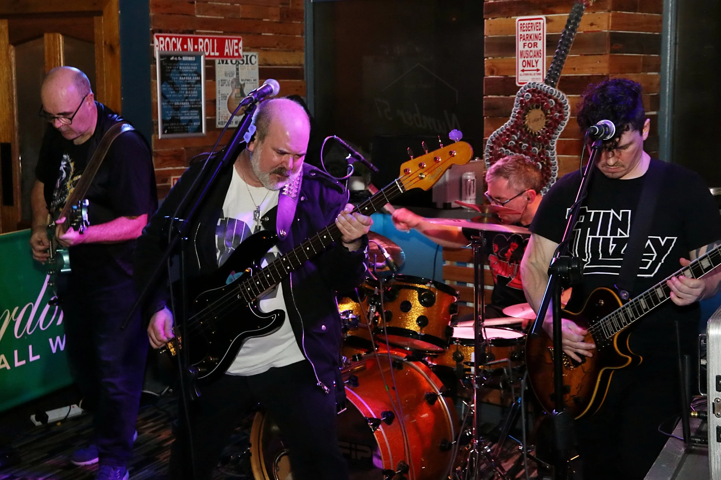 20251130 201412 The Boyz 0579.JPG