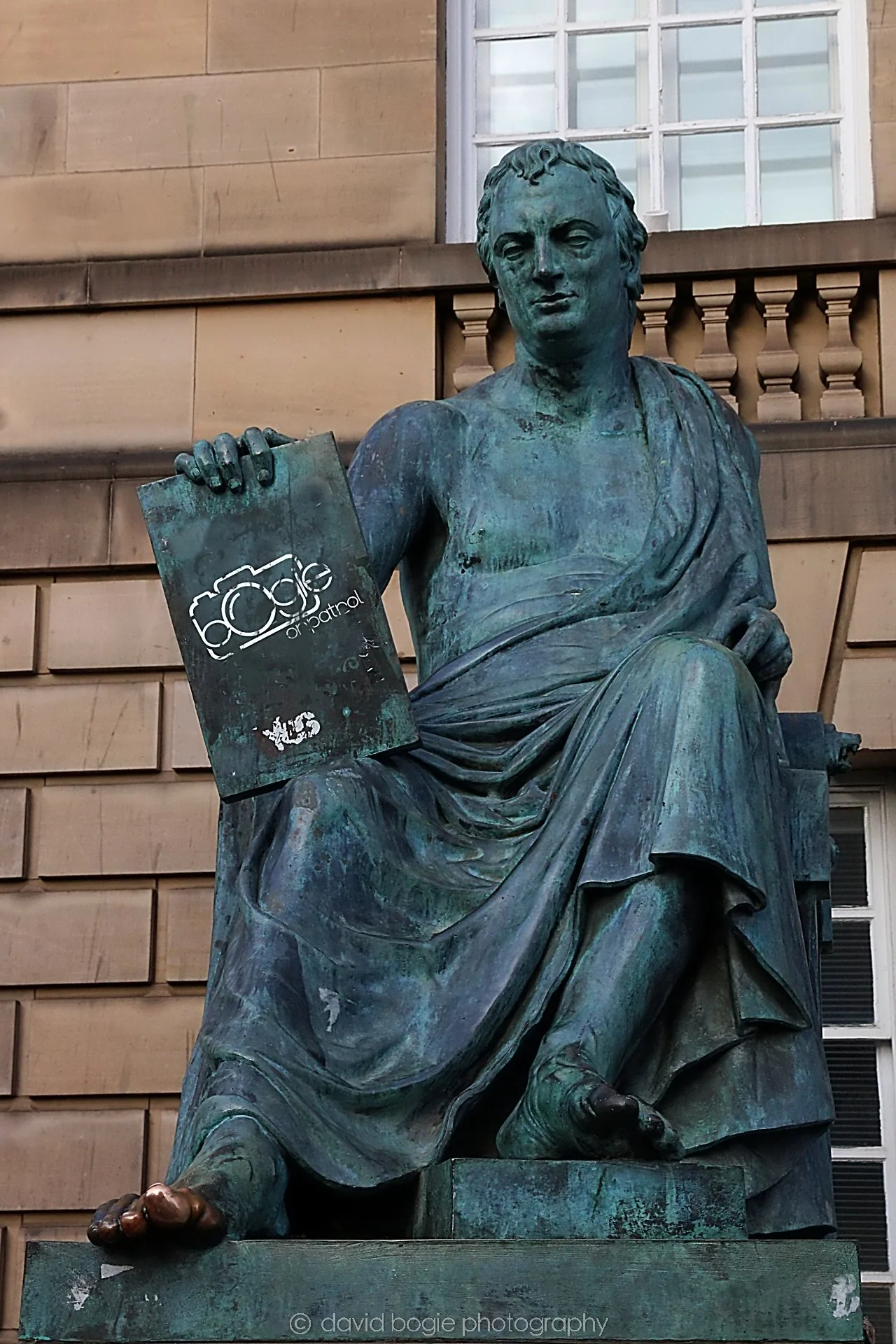 YEAR20221203 Edinburgh 00010b .jpg
