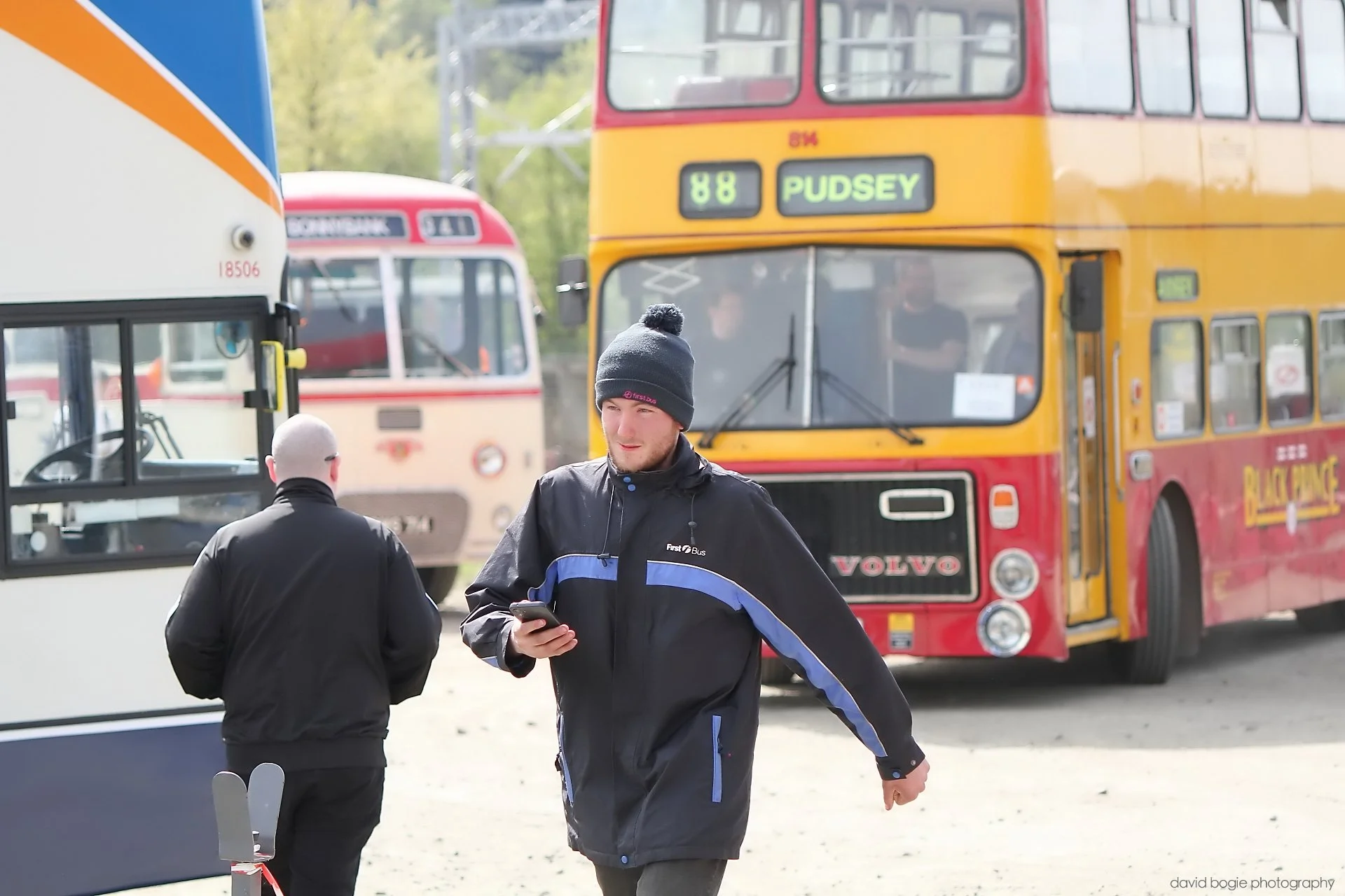 20260426 120027 Bus Bundle 0108.jpg