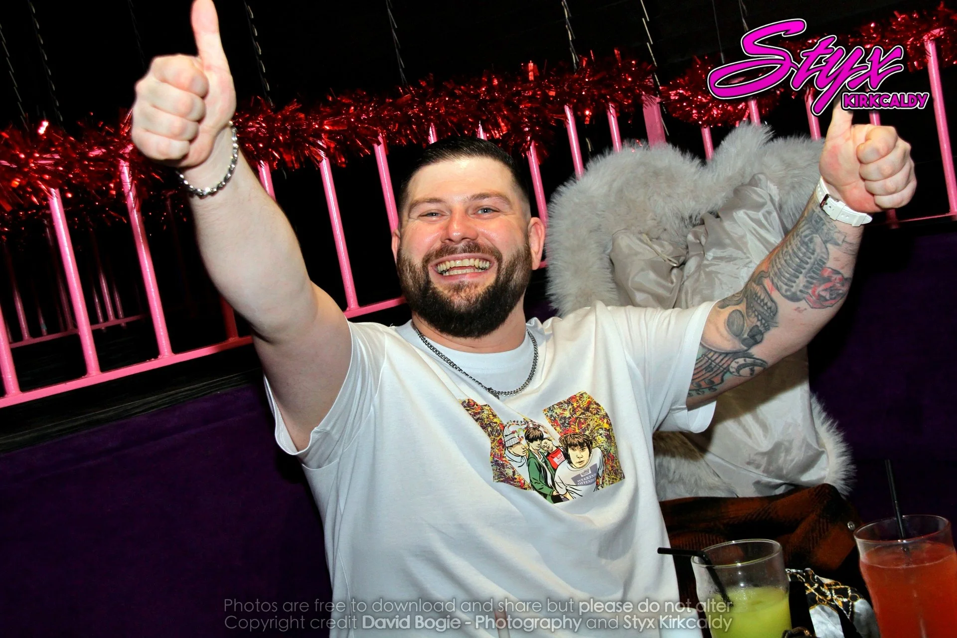 20251206 203003 ABBA (Styx Kirkcaldy) 0007.JPG