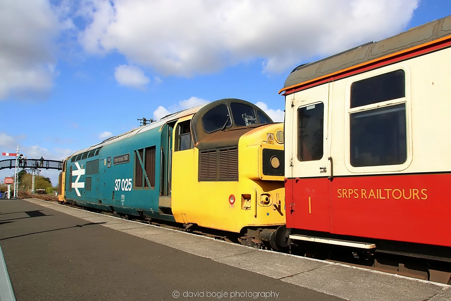 YEAR20230411 112919 Bo'ness 0101.jpg