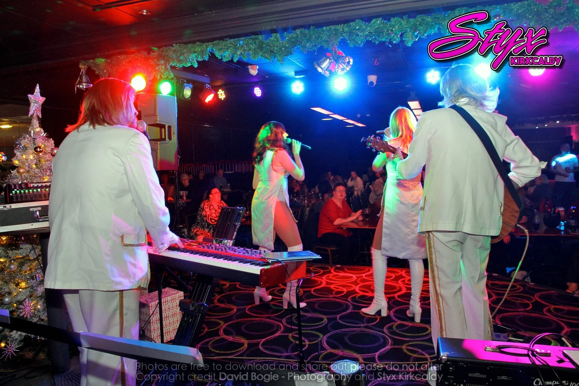 20251206 222746 ABBA (Styx Kirkcaldy) 0534.JPG