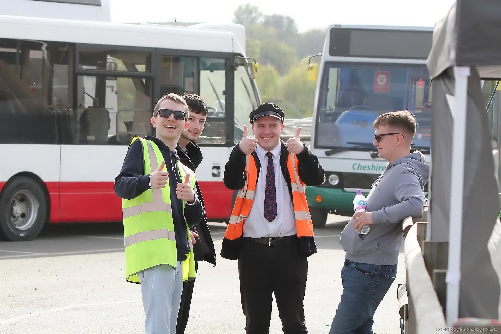 20260426 152924 Bus Bundle 0260.jpg