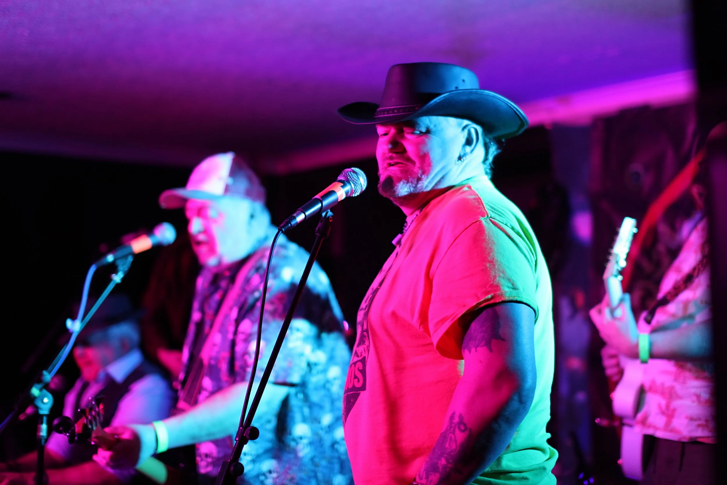 20251128 201229 Aye Hobos 0156.JPG