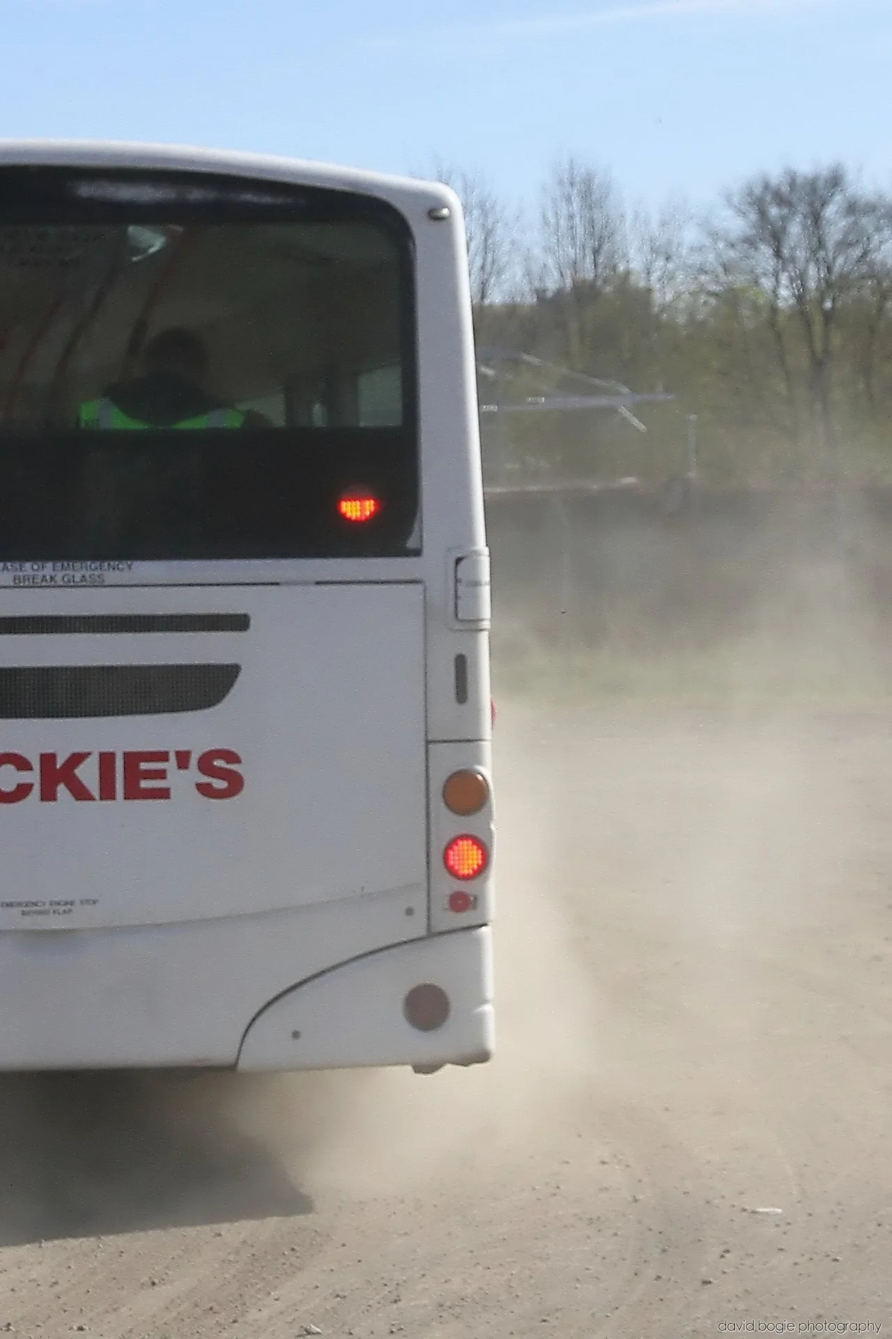 20260425 152400 Bus Bundle 0527.jpg