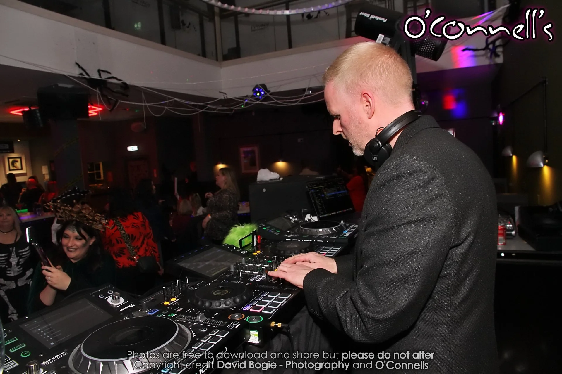 20251101 170603 Decadance 0010.JPG