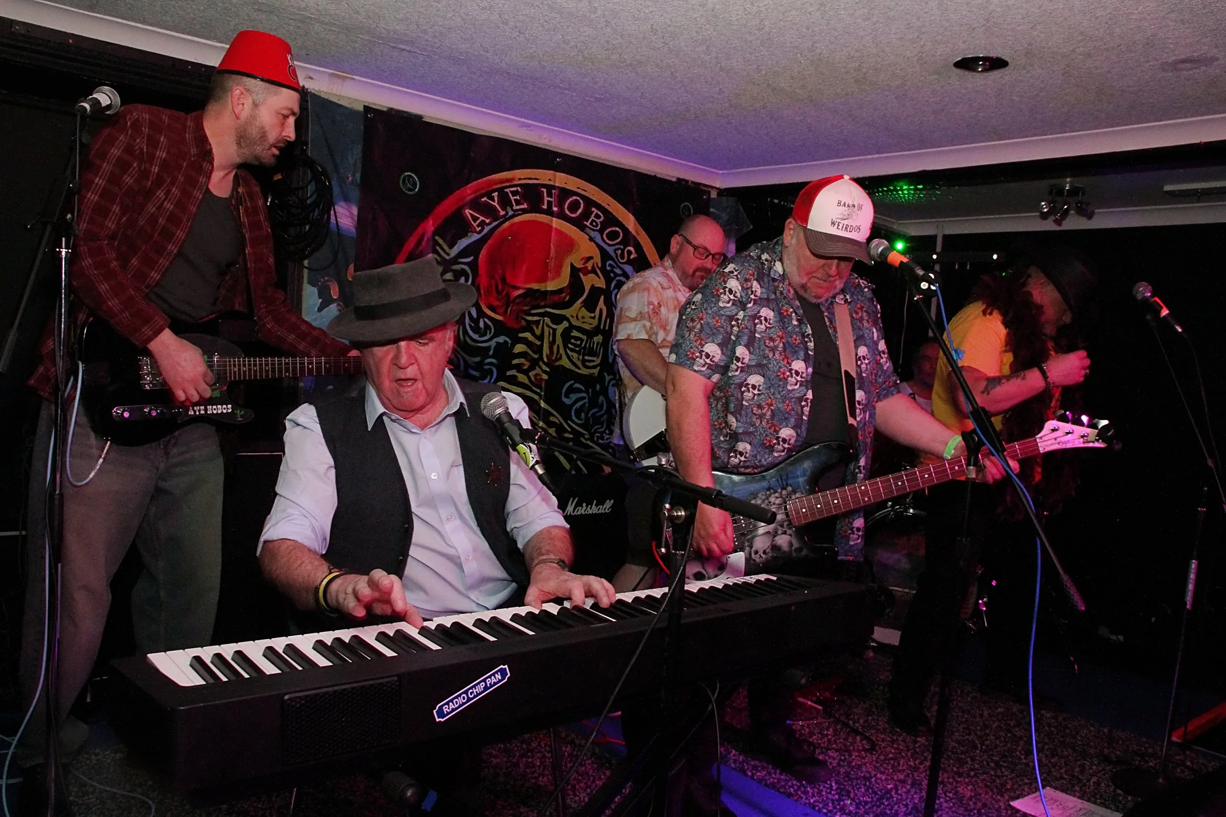 20251128 203558 Aye Hobos 0235.JPG