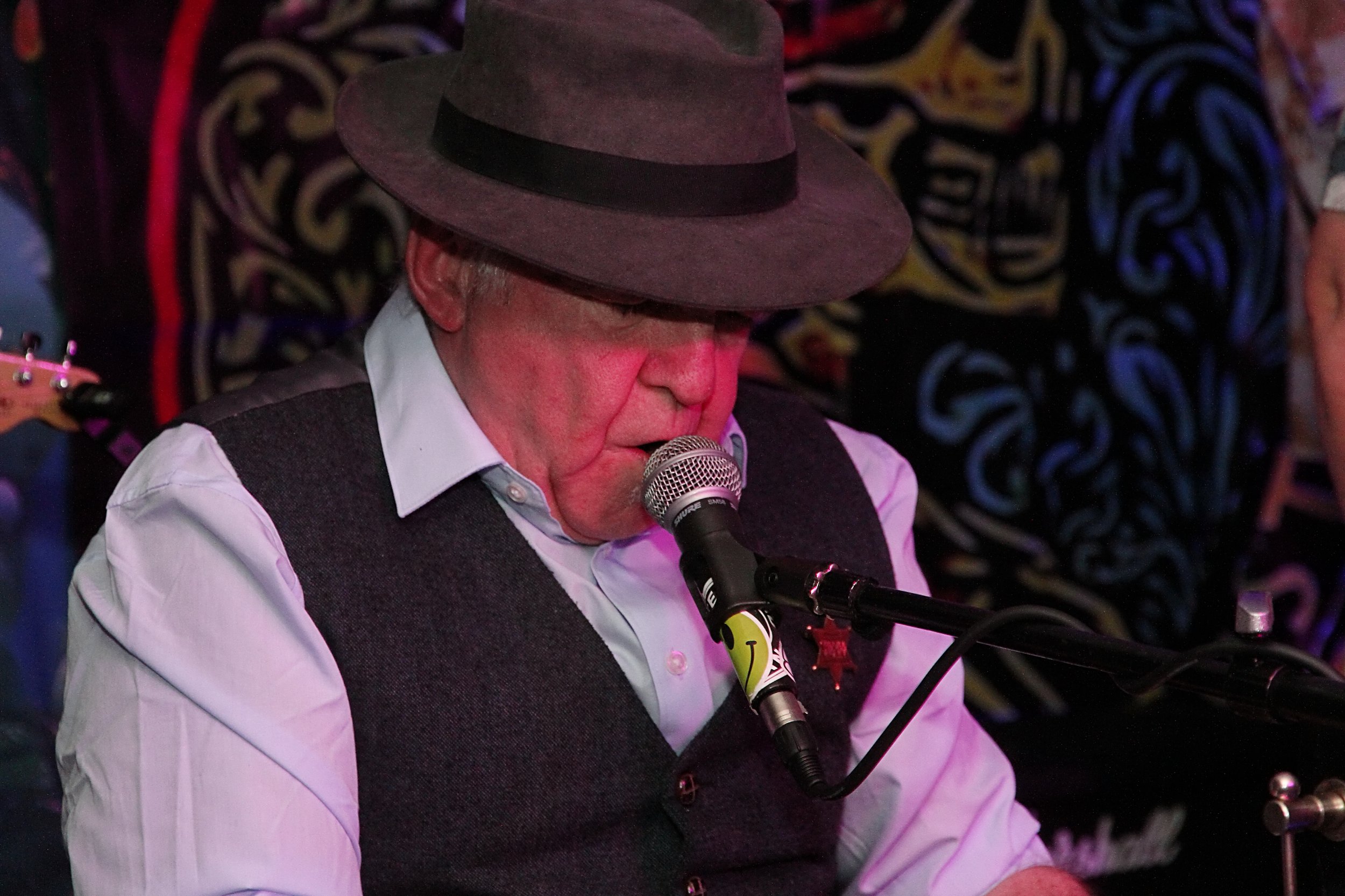 20251128 202213 Aye Hobos 0111.JPG