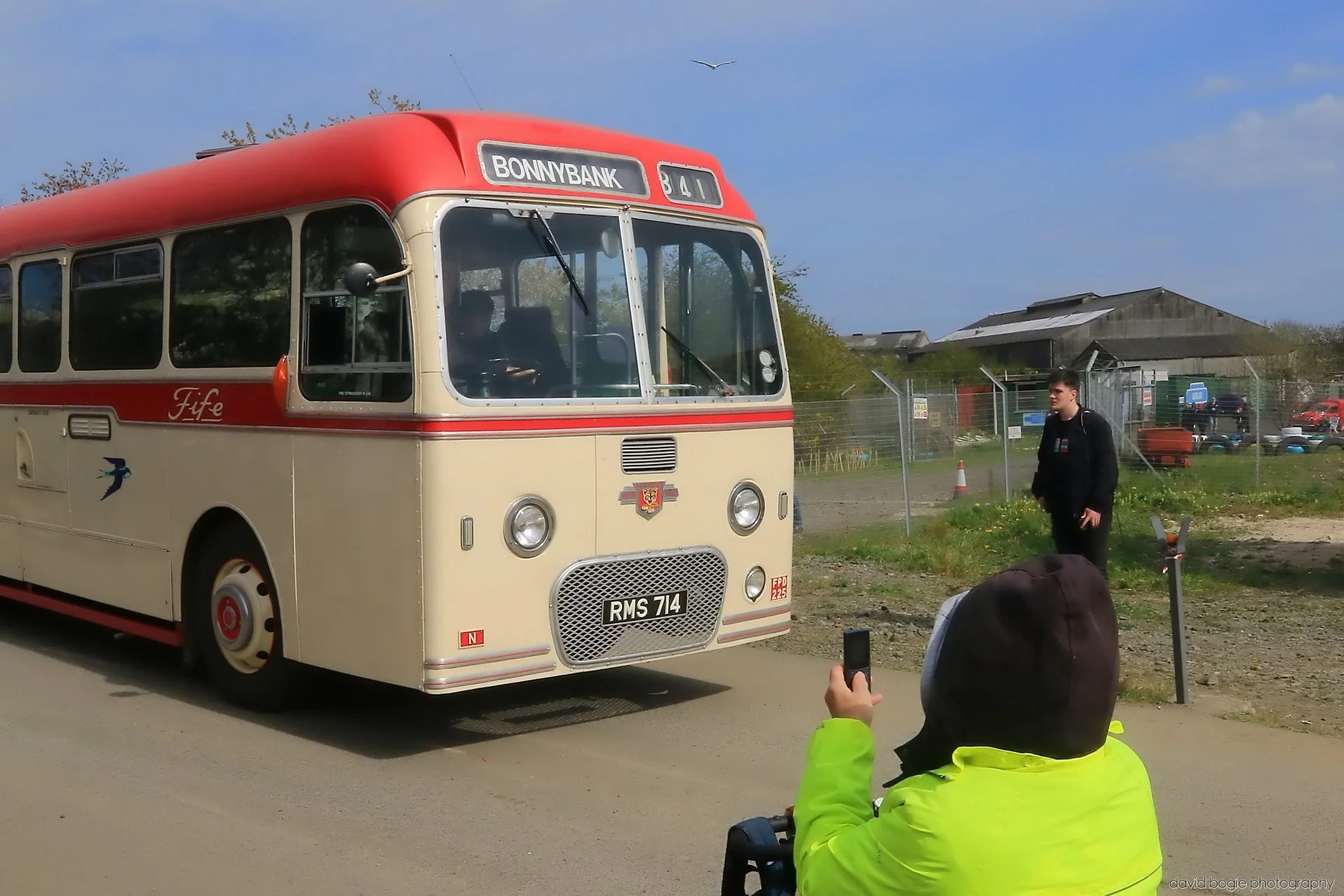 20260426 142825 Bus Bundle 0658.jpg