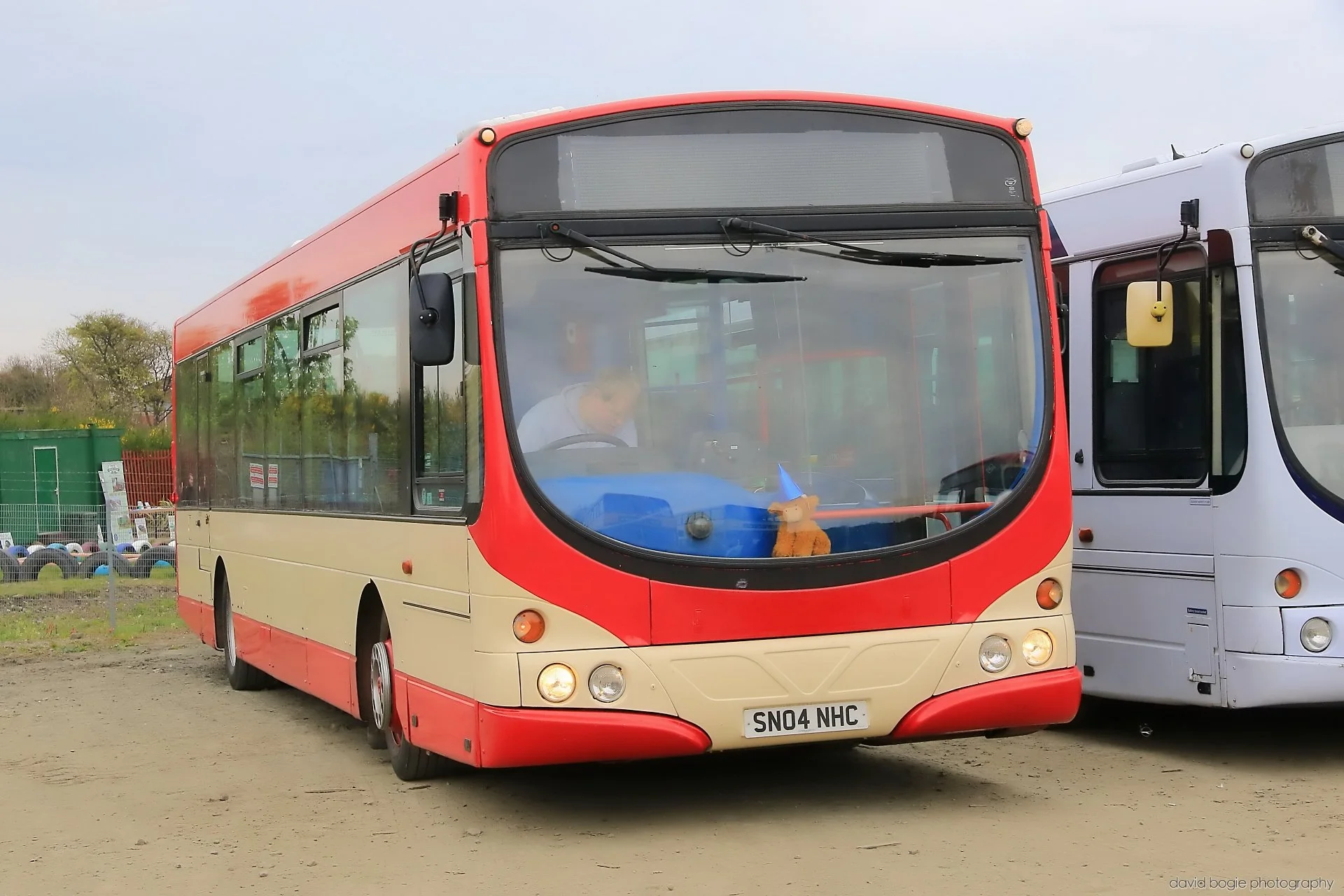 20260426 102156 Bus Bundle 0075.jpg