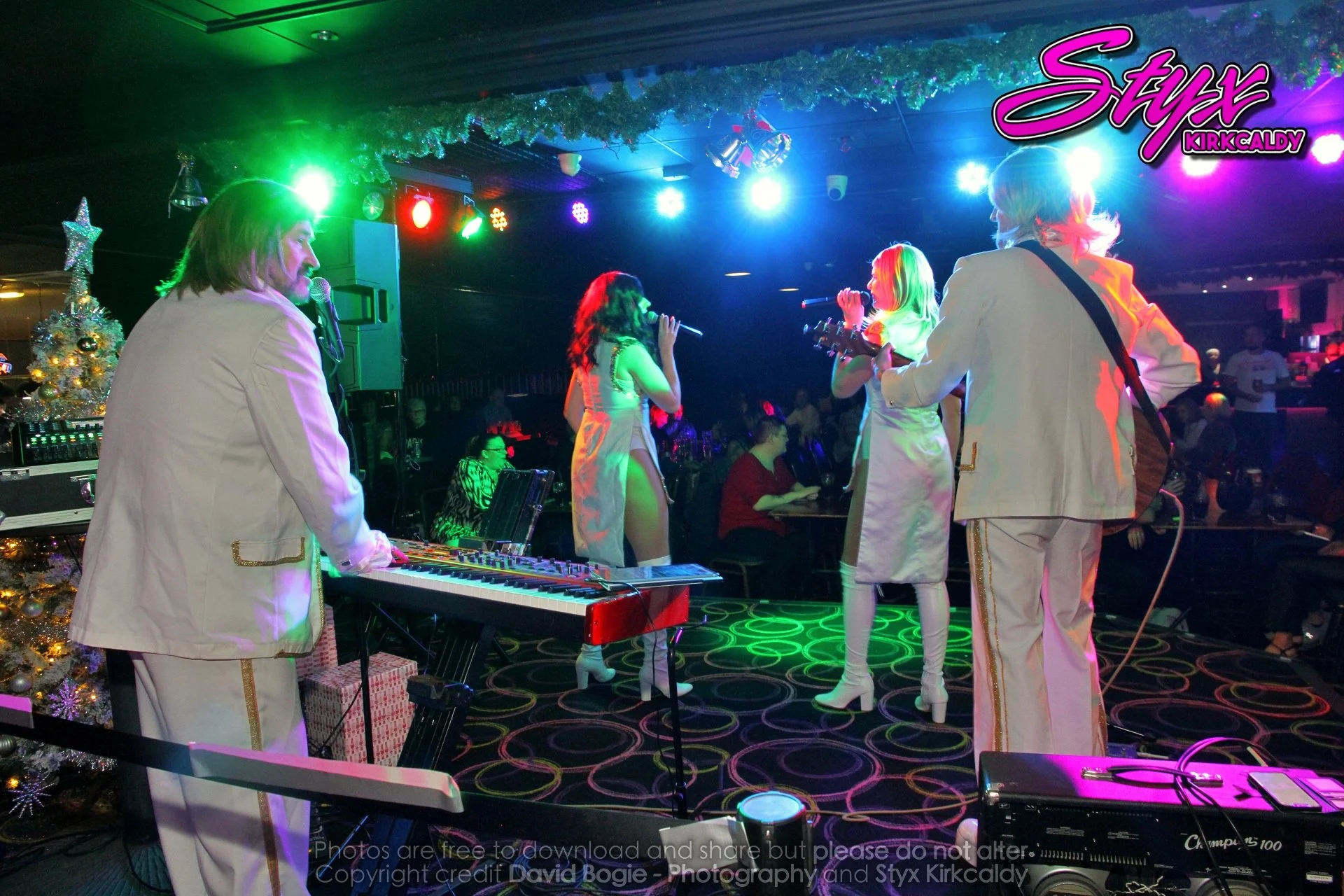 20251206 222752 ABBA (Styx Kirkcaldy) 0536.JPG
