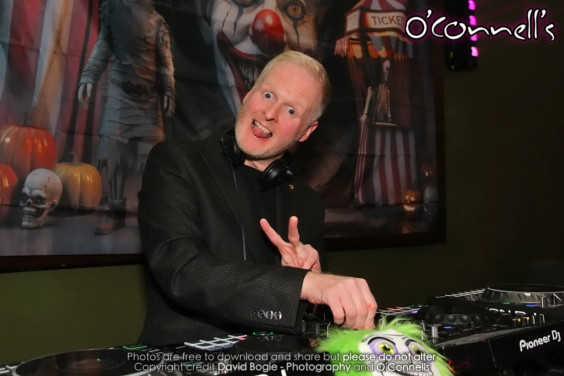 20251101 171318 Decadance 0056.JPG