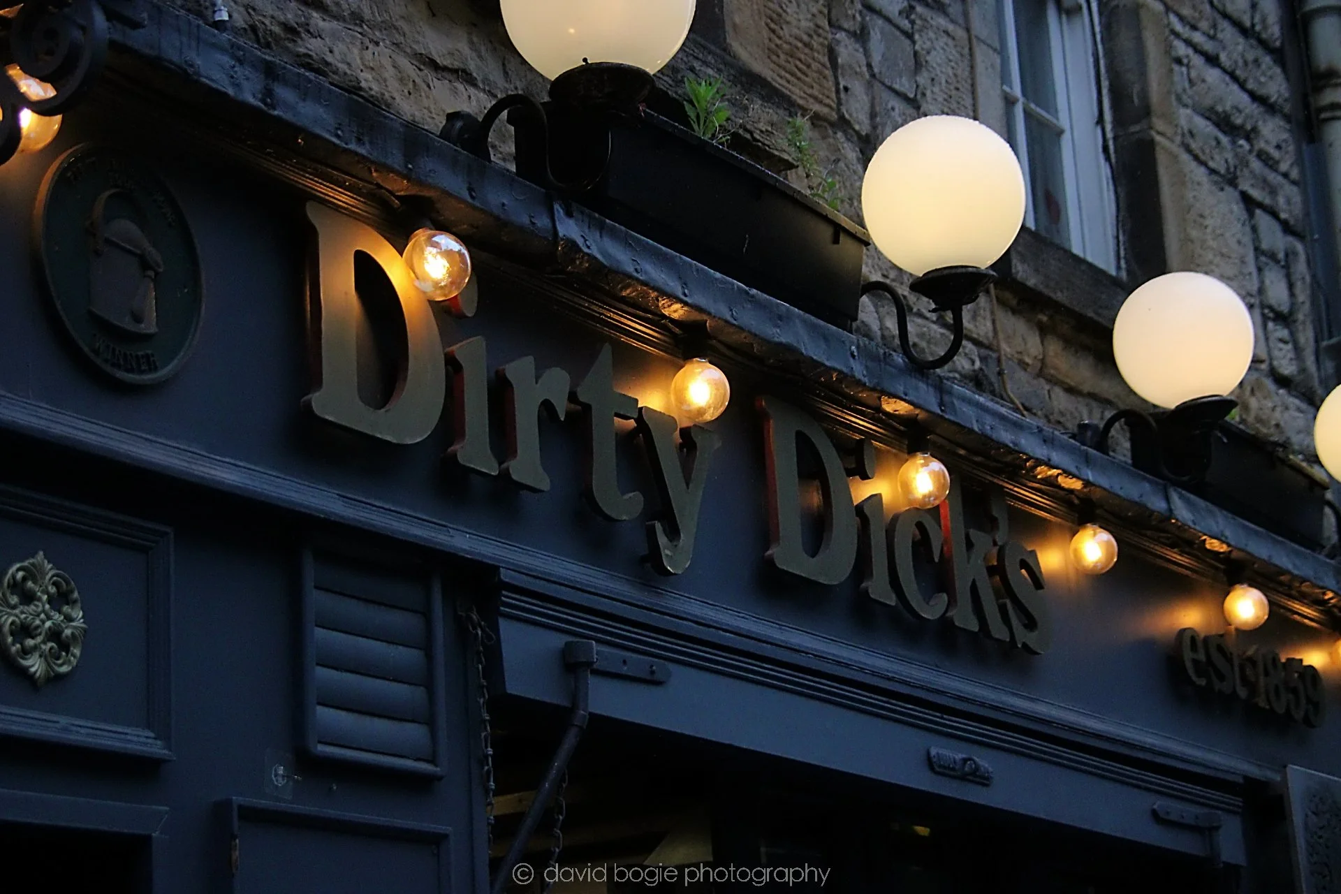 YEAR20220512 Edinburgh 3 .jpg