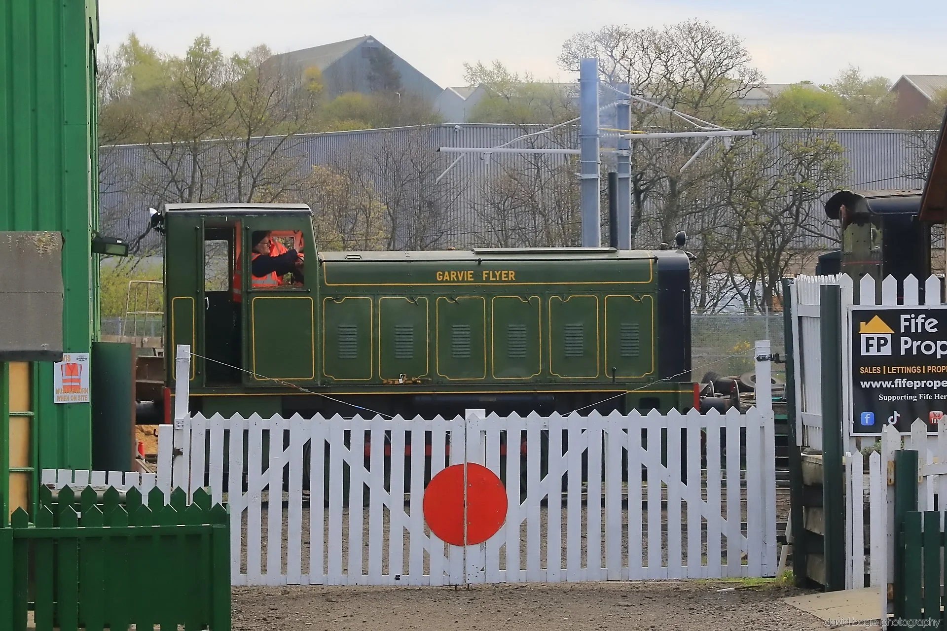 20260426 151212 Bus Bundle 0746.jpg