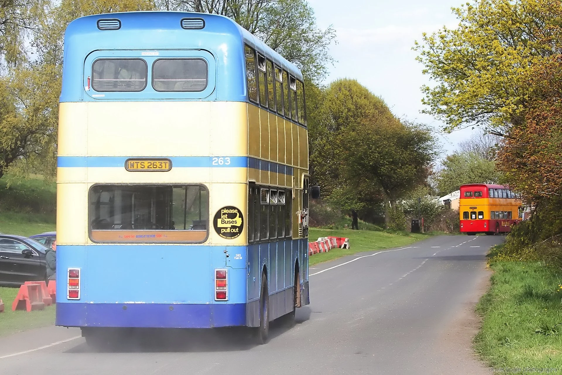 20260426 155100 Bus Bundle 0295.jpg