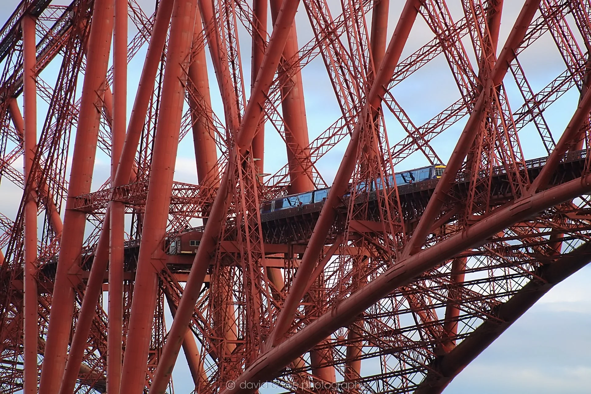 20201108 051358 Forth Bridge 0002.jpg