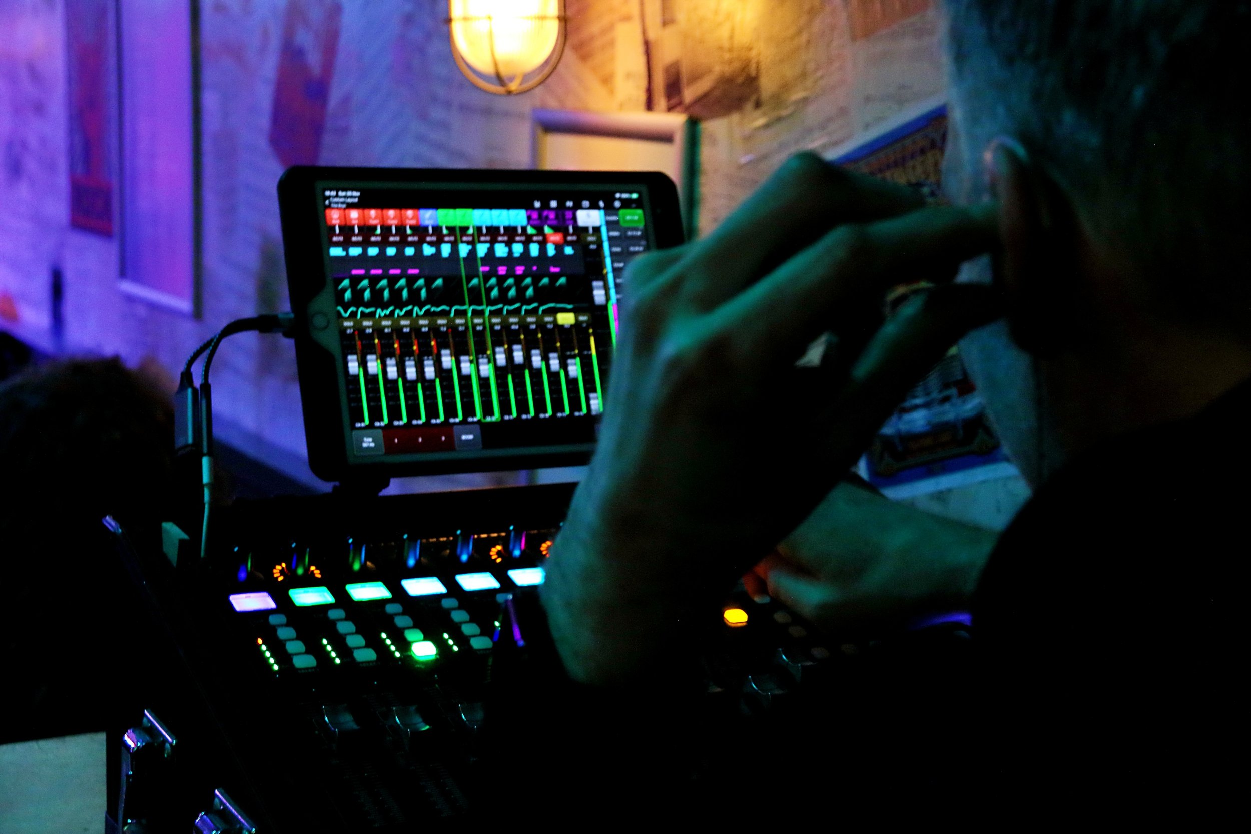 20251130 194252 The Boyz 0393.JPG