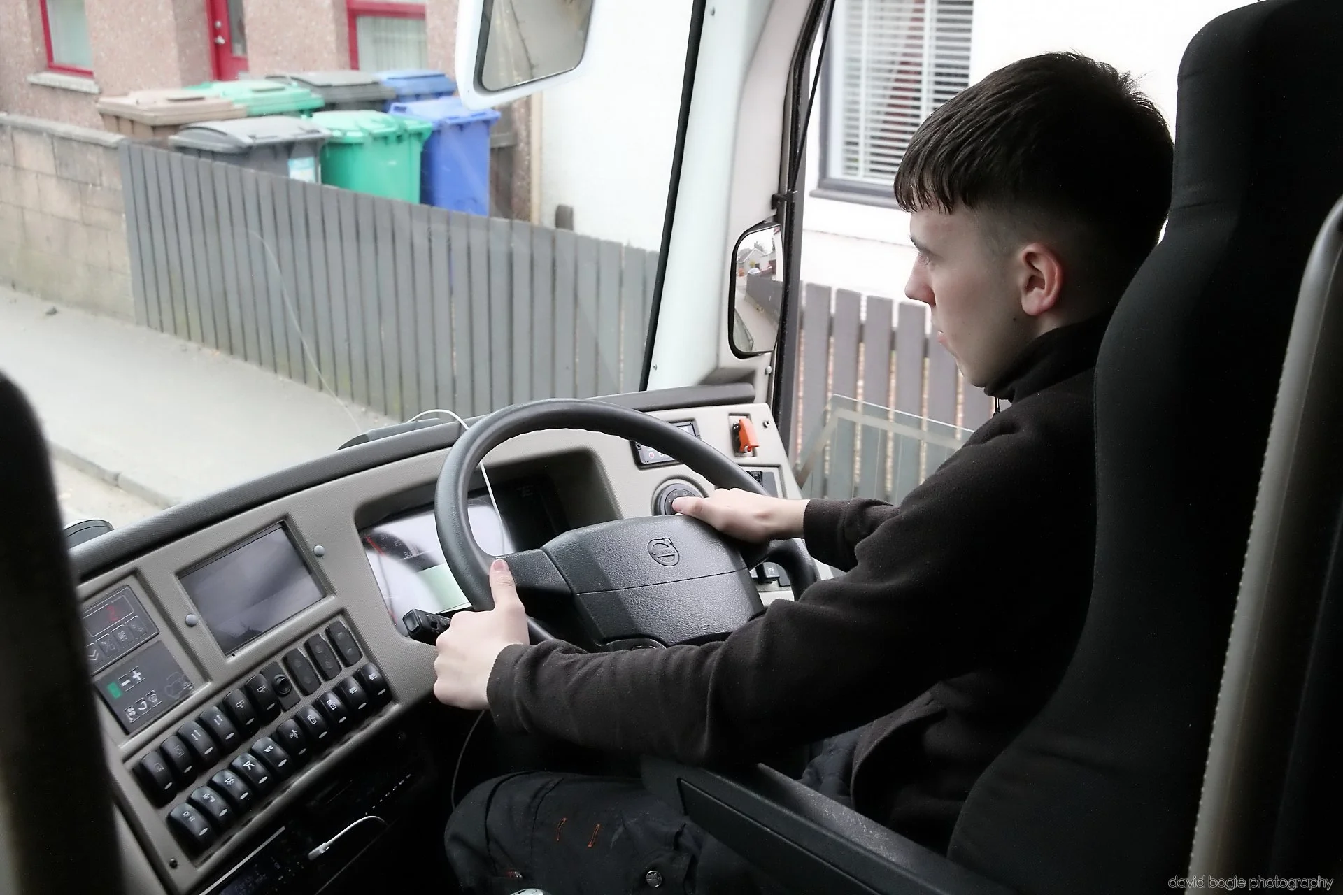 20260425 111902 Bus Bundle 0235.jpg