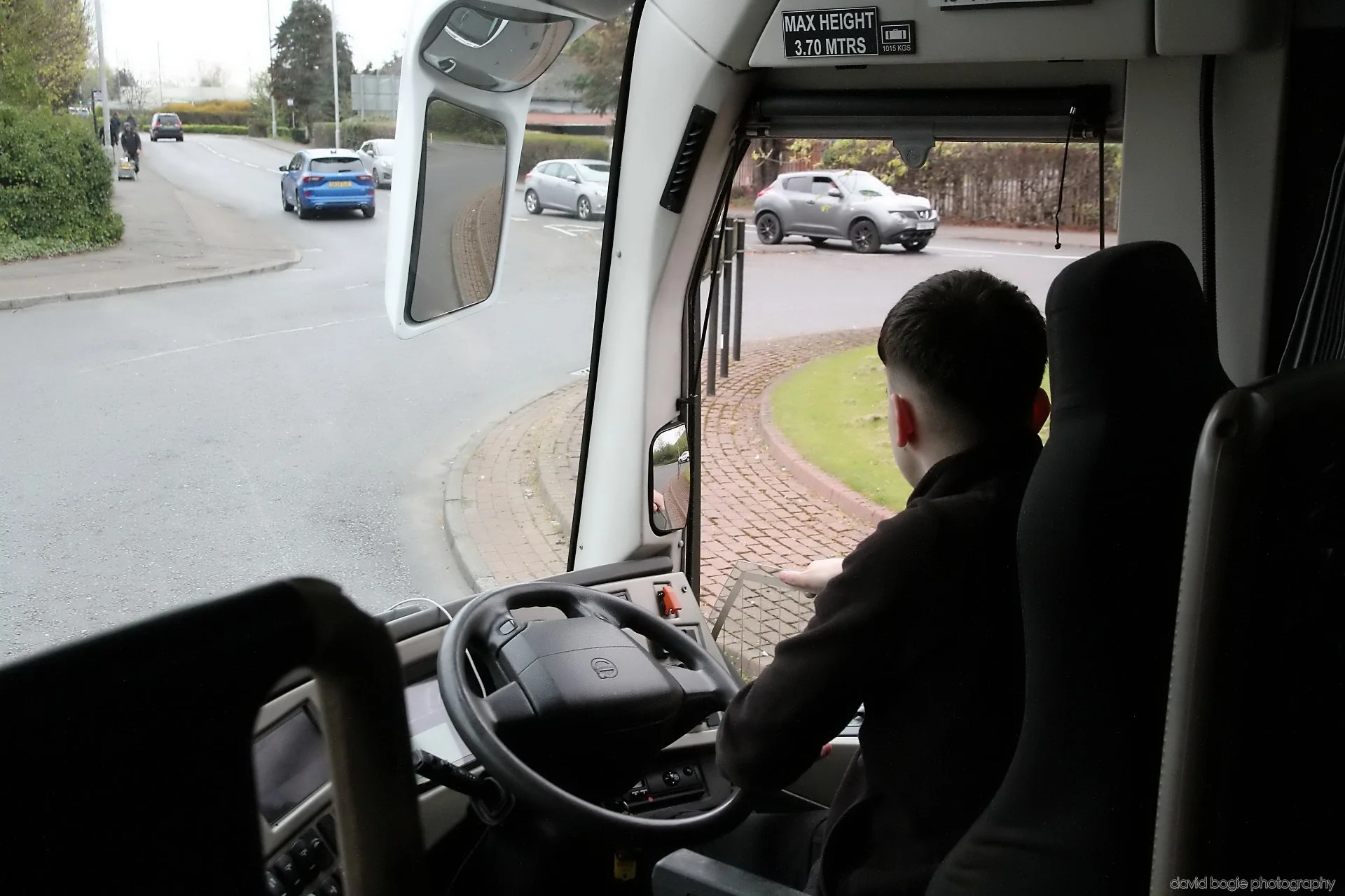 20260425 112411 Bus Bundle 0249.jpg