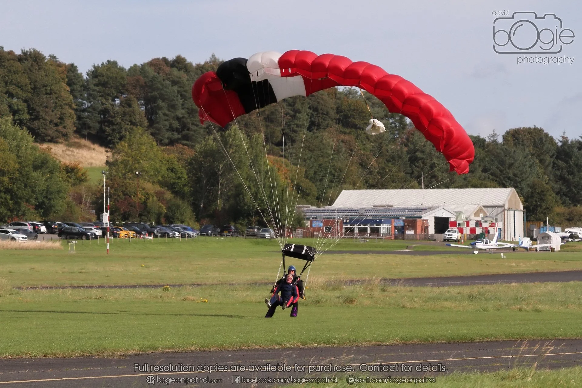 20260928 122702 Skydive St Andrews 0421.jpg