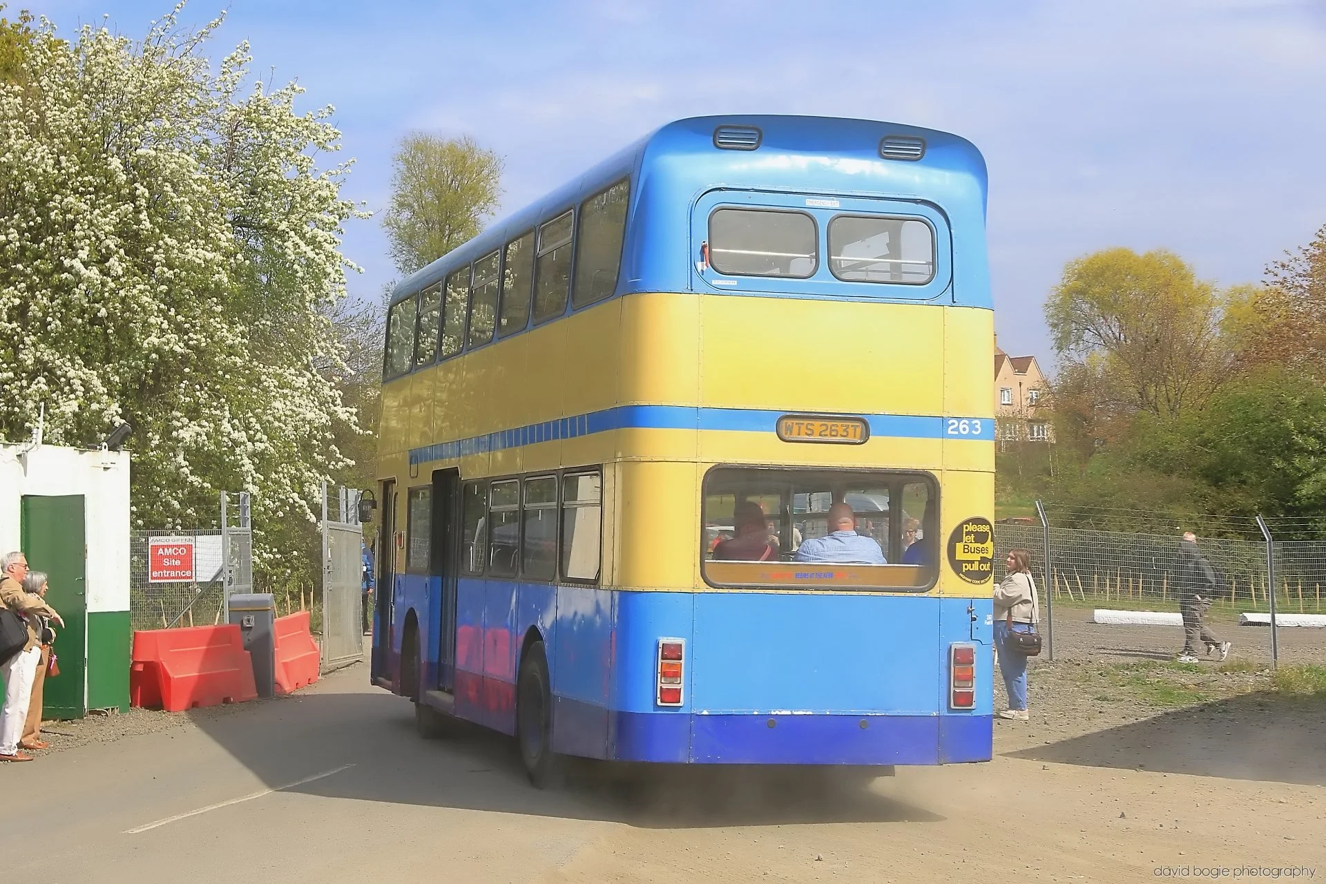 20260426 115925 Bus Bundle 0253.jpg