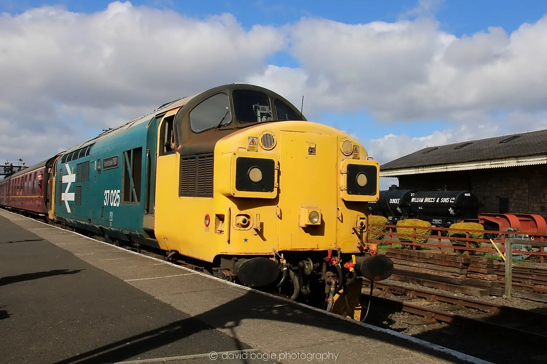 YEAR20230411 111103 Bo'ness 0078.jpg