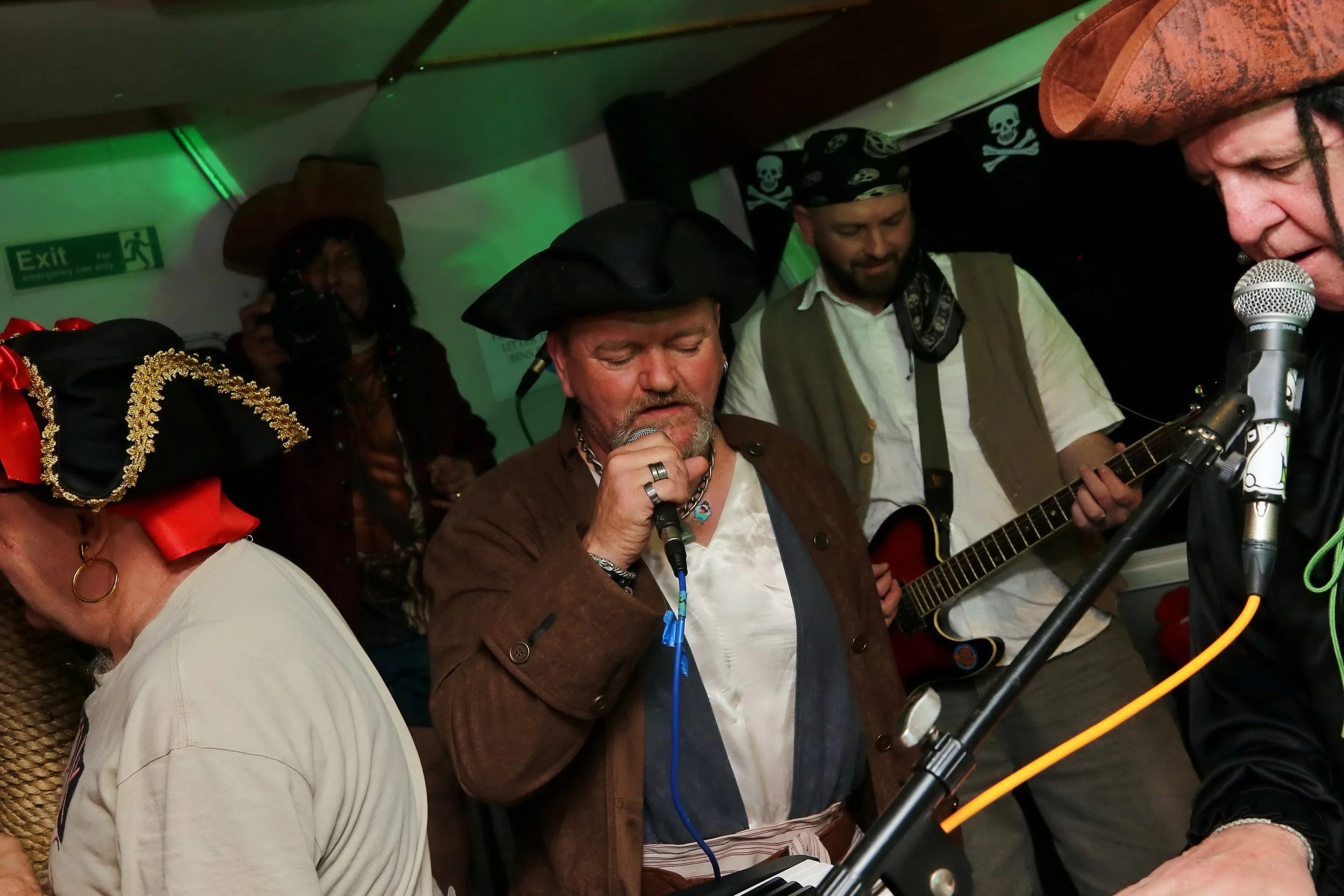 20260919 212742 Pirate Cruise 1669.jpg