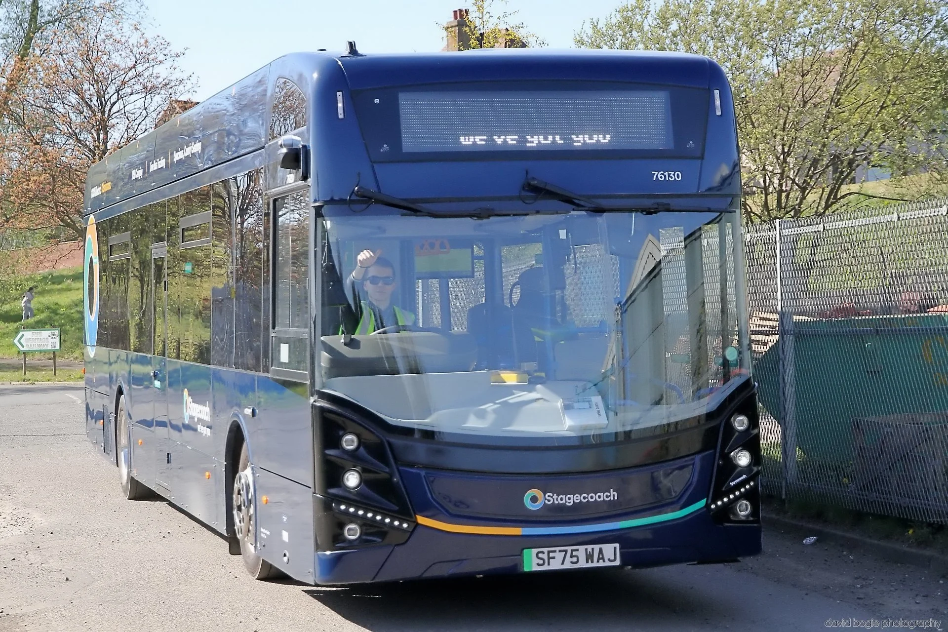 20260425 150310 Bus Bundle 0498.jpg