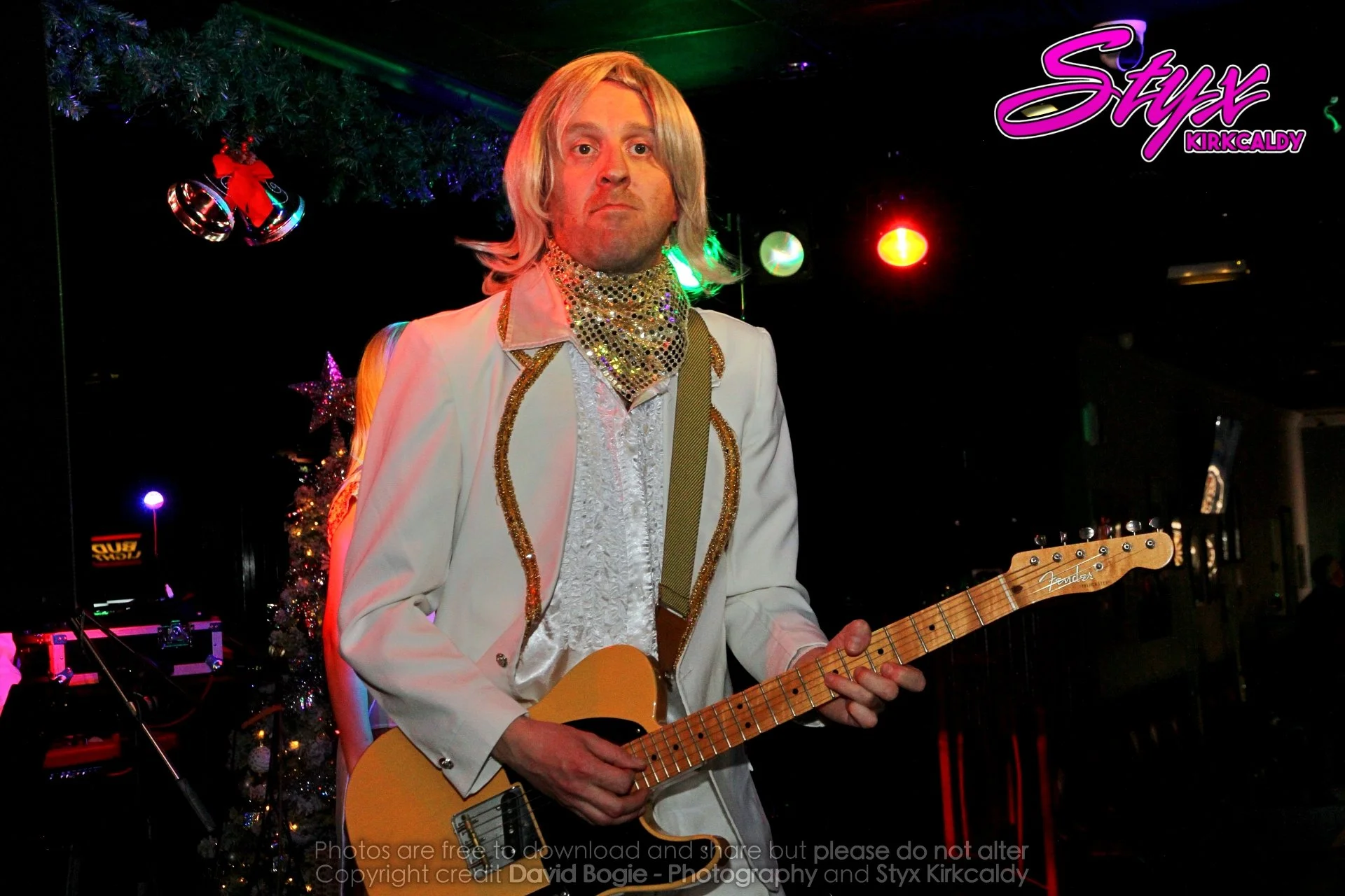 20251206 222124 ABBA (Styx Kirkcaldy) 0489.JPG