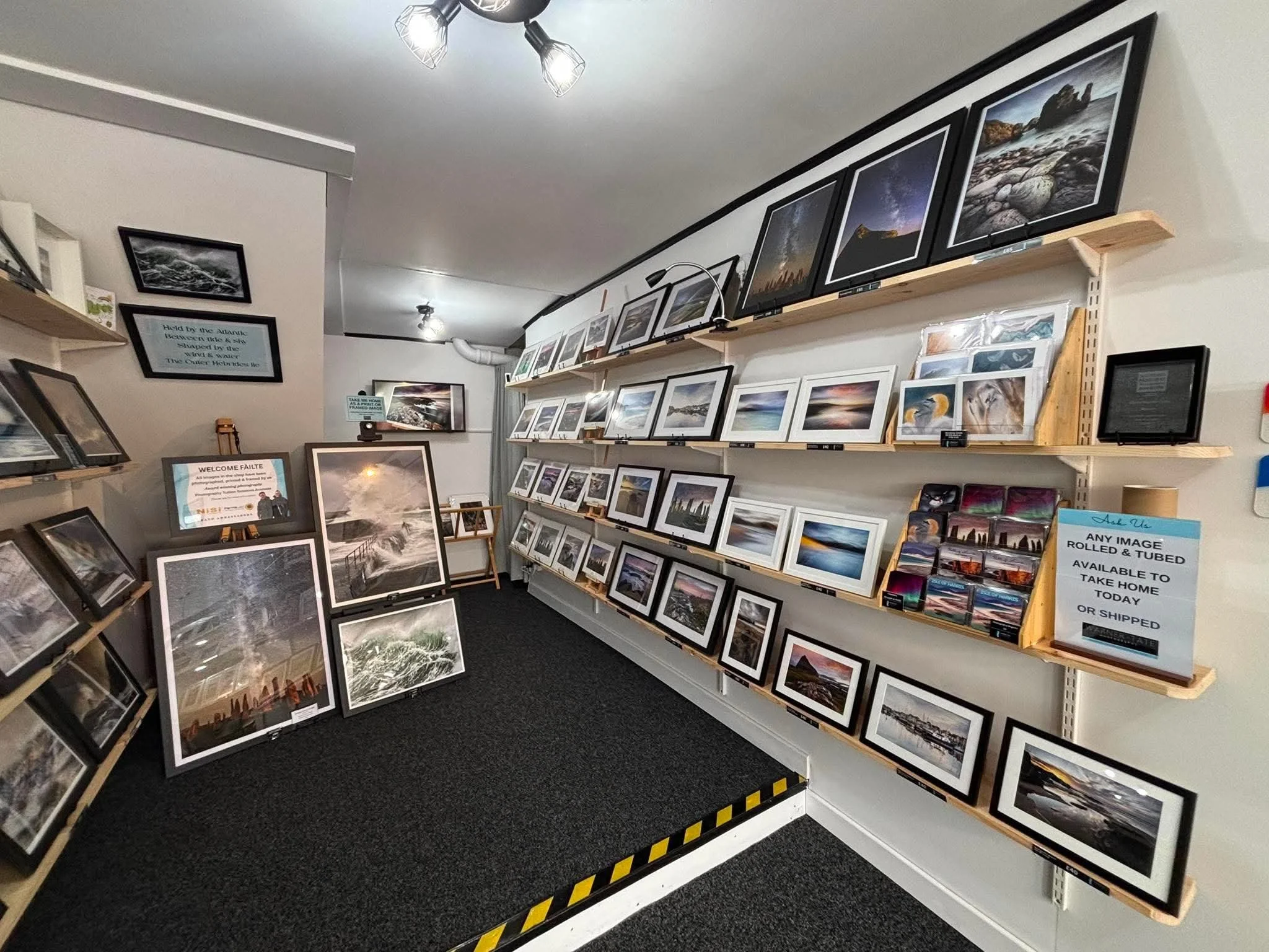 warner-tate-photography-gallery-stornoway-interior-print-detail.jpg