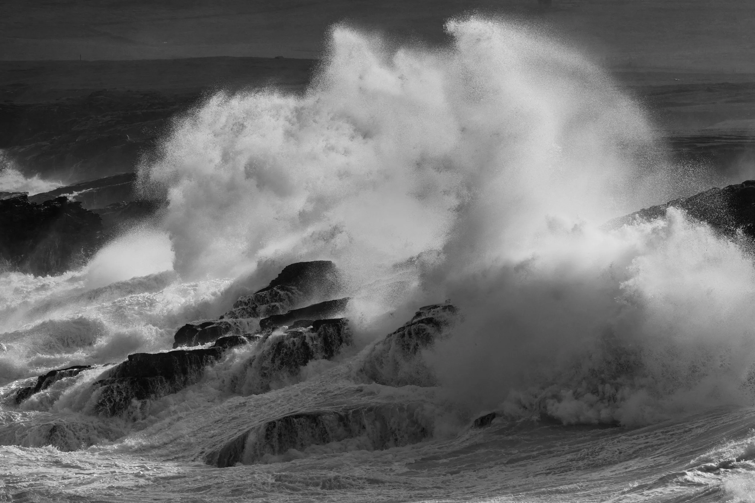 Storm-wave-port-of-ness.jpg