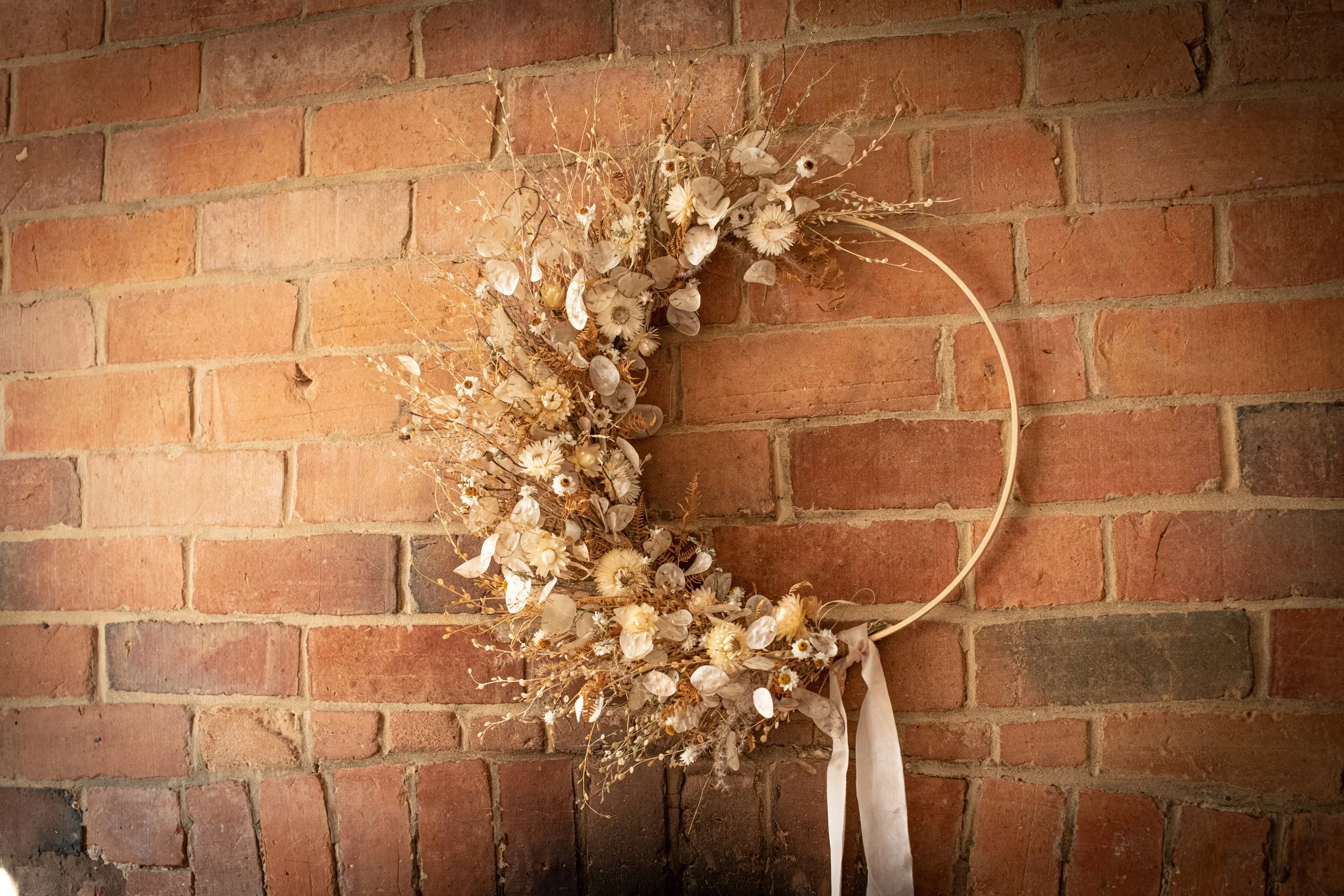 Large Neutral Hoop Wreath